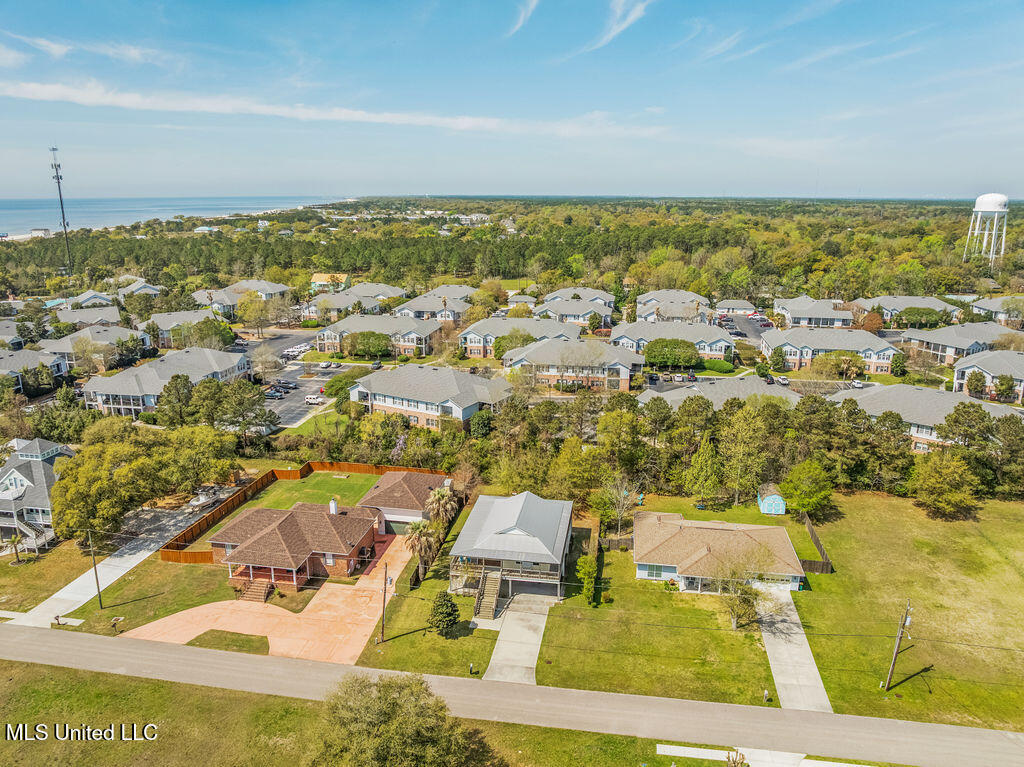 210 S Seashore Avenue, Long Beach, Mississippi image 31