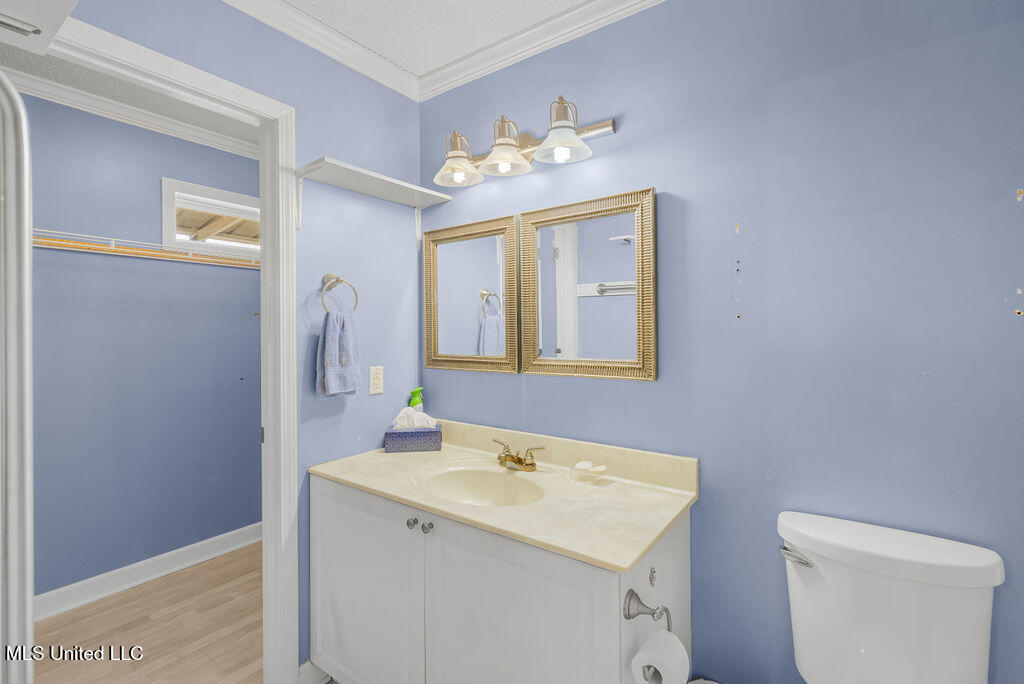210 S Seashore Avenue, Long Beach, Mississippi image 15
