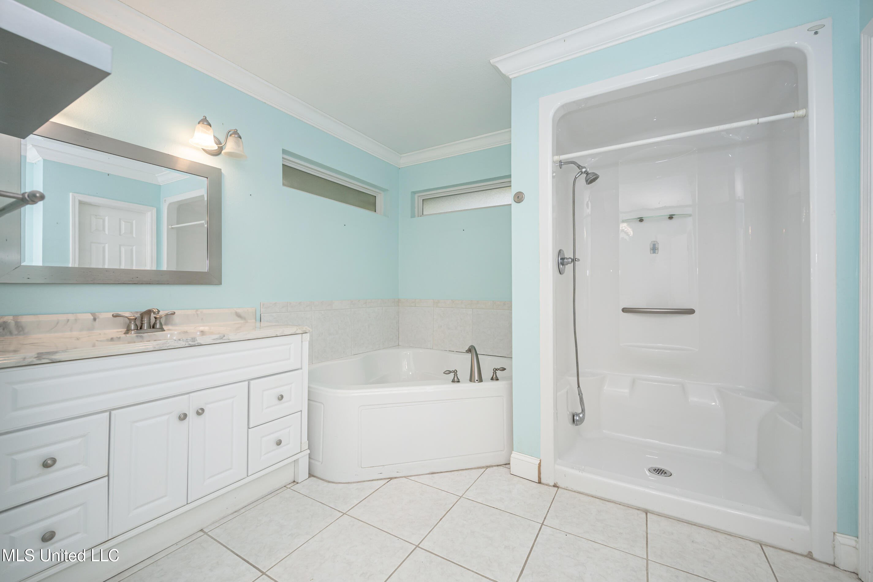 9724 Parkland Court, Moss Point, Mississippi image 34