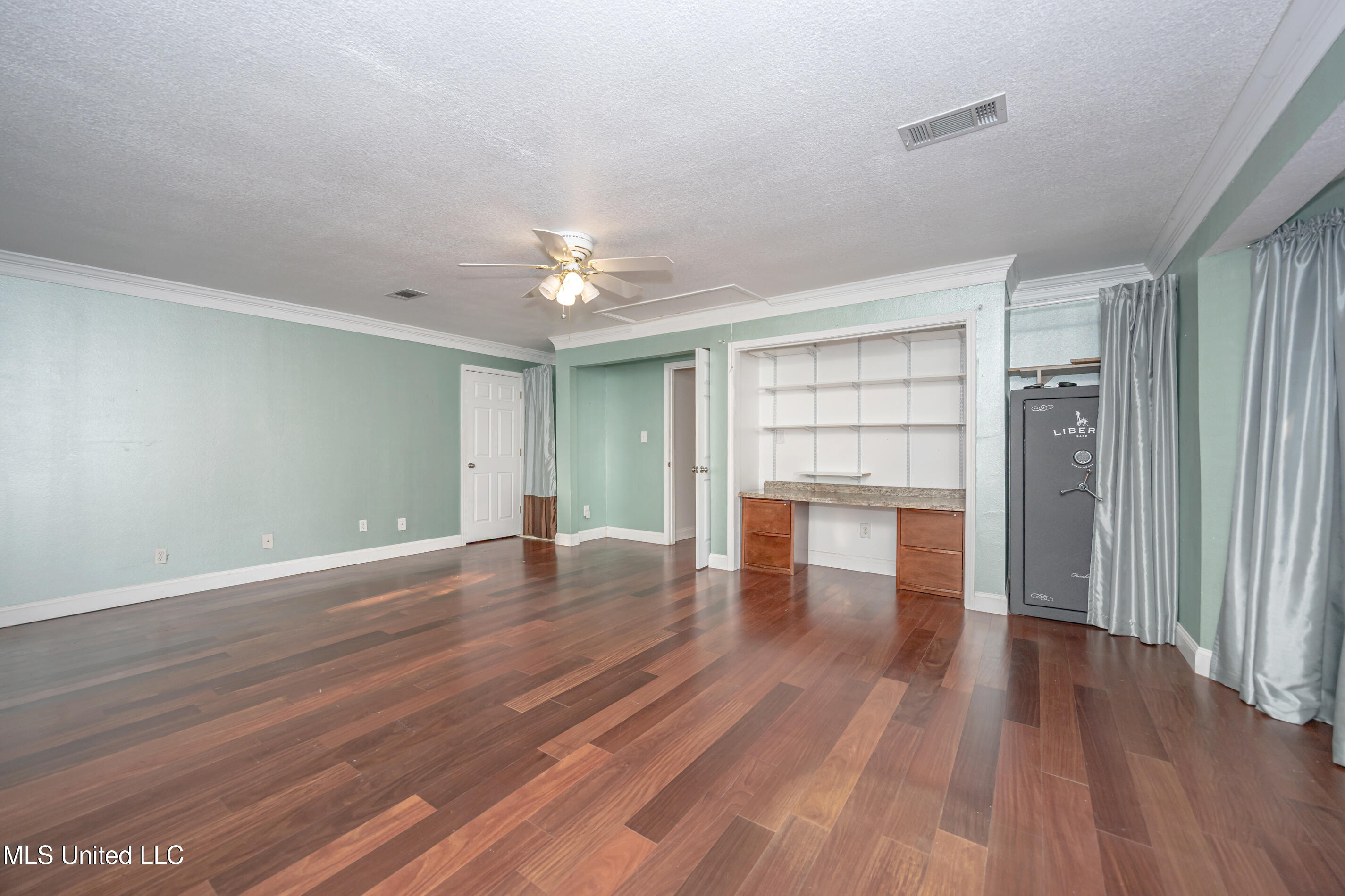 9724 Parkland Court, Moss Point, Mississippi image 27