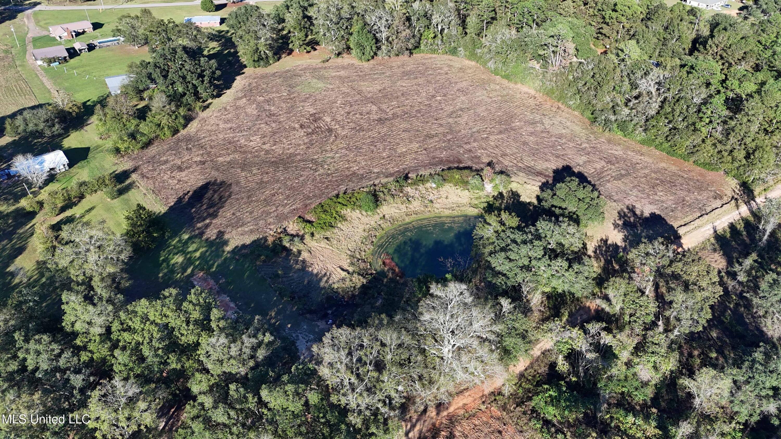 24490 Standard Cemetary Road, Kiln, Mississippi image 9