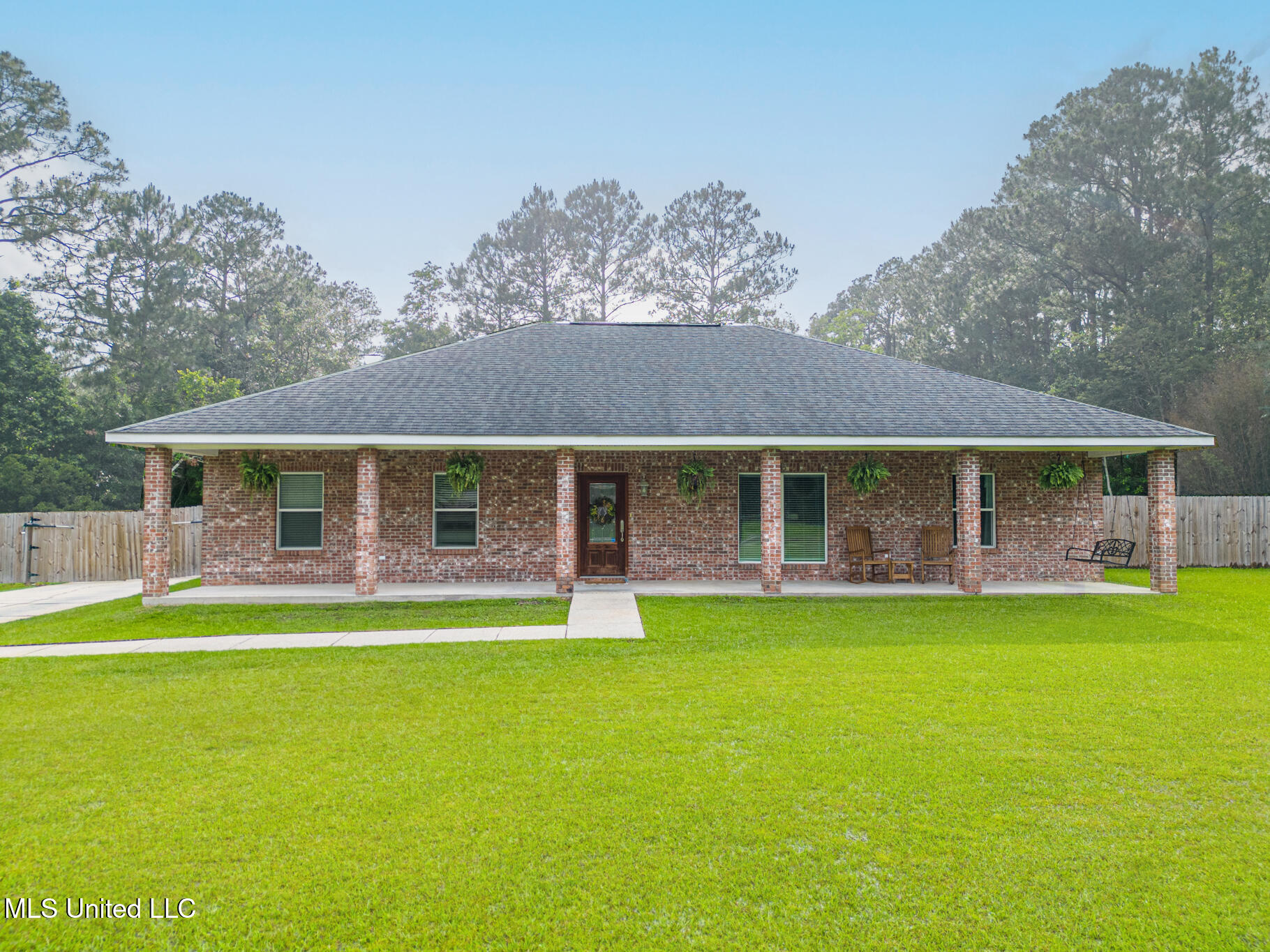 6811 Old Fort Bayou Road, Ocean Springs, Mississippi image 1
