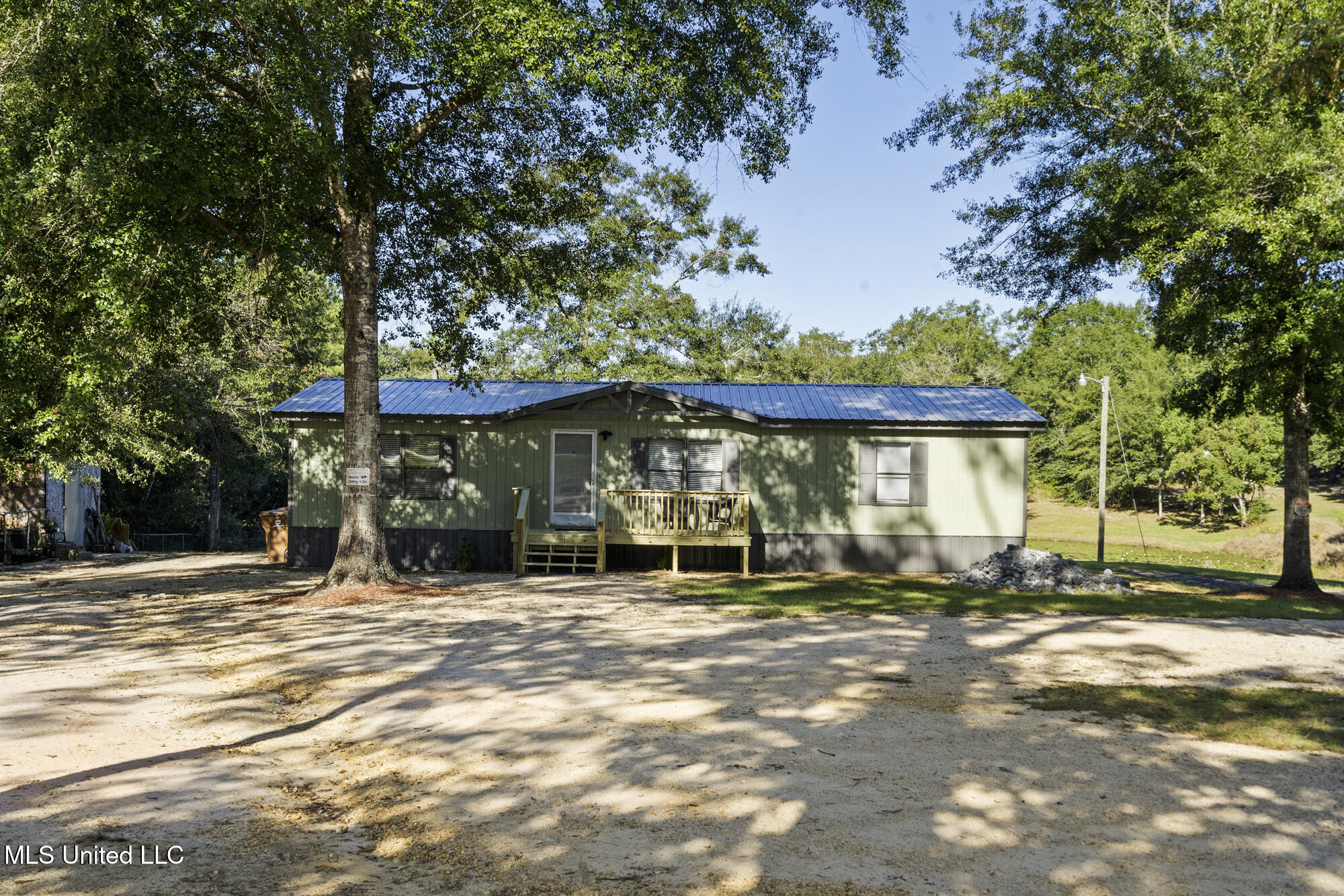 18320 Diamond Road, Saucier, Mississippi image 1