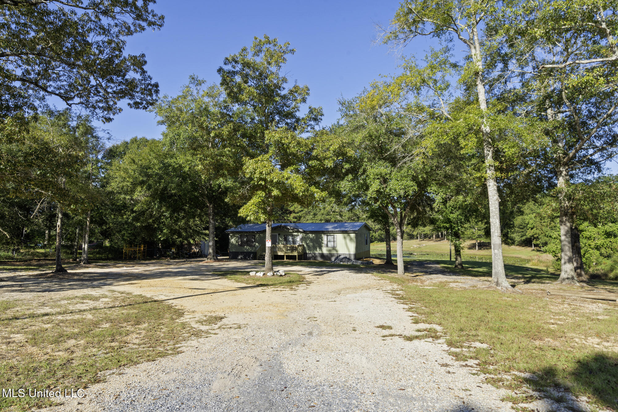 18320 Diamond Road, Saucier, Mississippi image 3