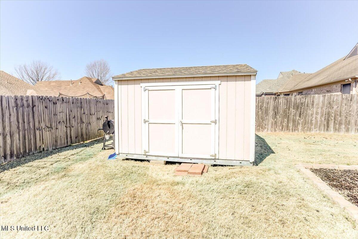 5925 Stafford Drive, Southaven, Mississippi image 32