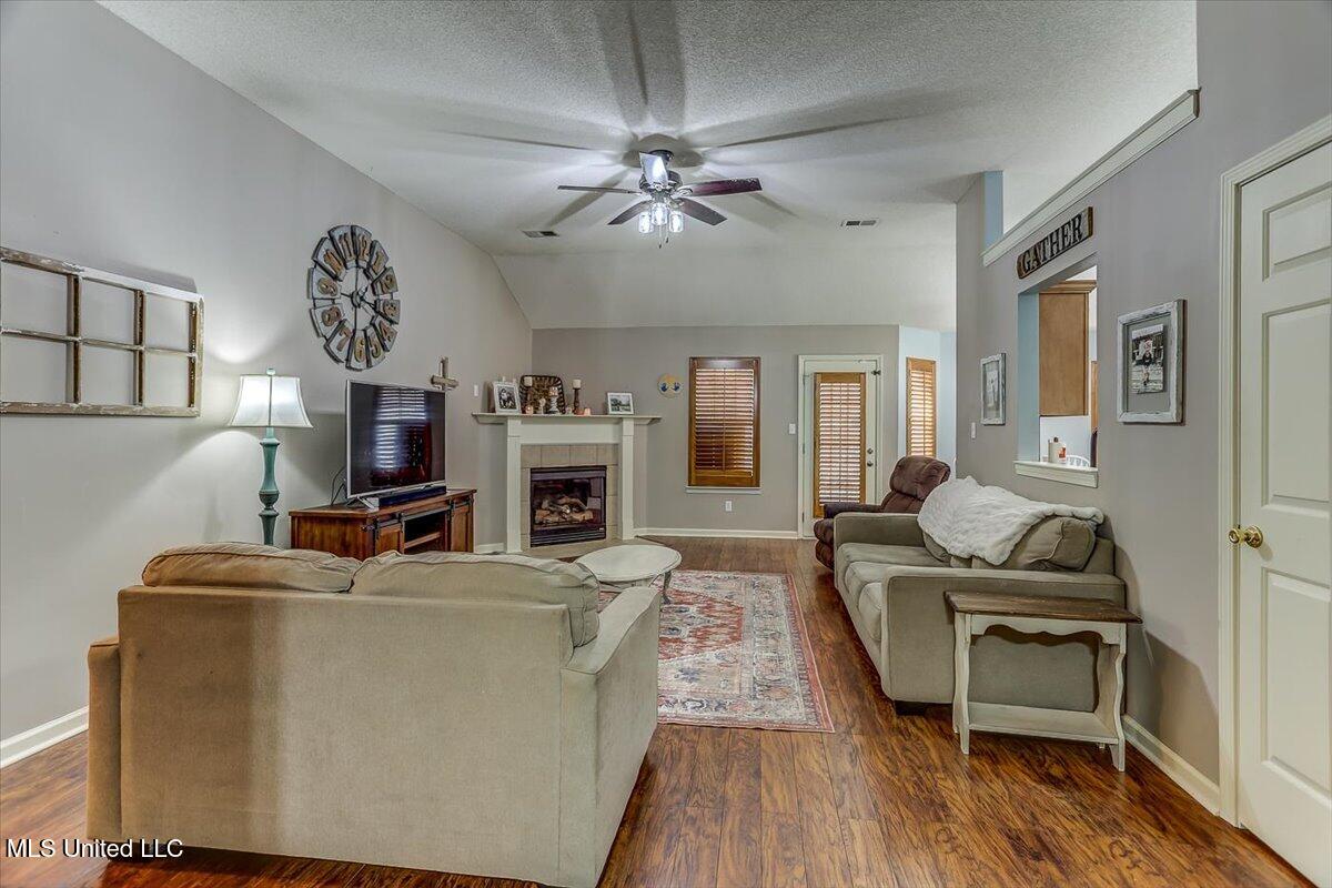 5925 Stafford Drive, Southaven, Mississippi image 6