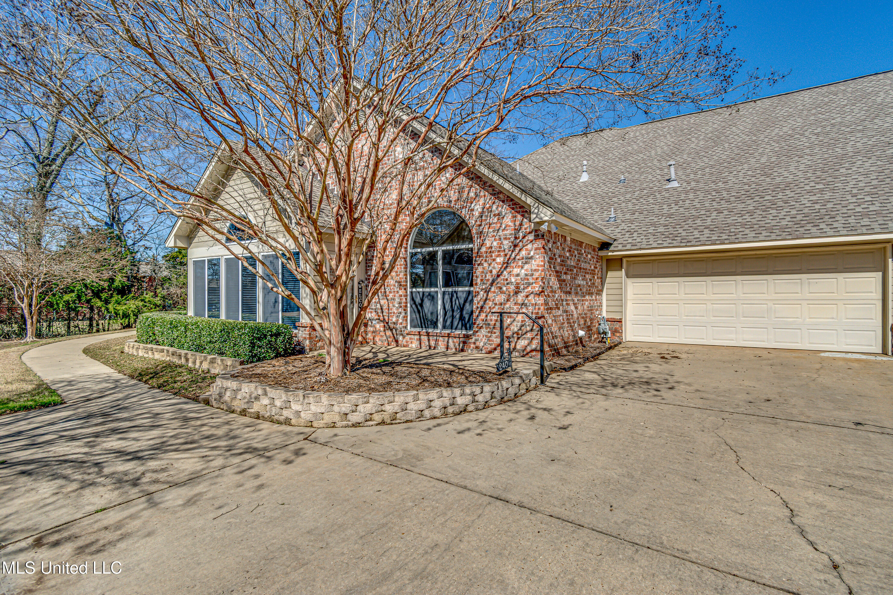 240 Independence Boulevard, Flowood, Mississippi image 1