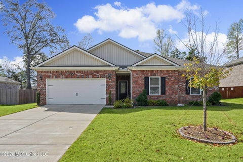 Homes For Sale - 2377 Hyacinth Lane<br/> Hernando, MS 38632
