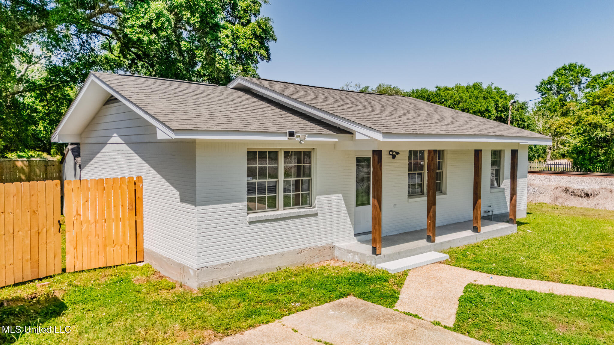 239 Seal Avenue, Pass Christian, Mississippi image 26