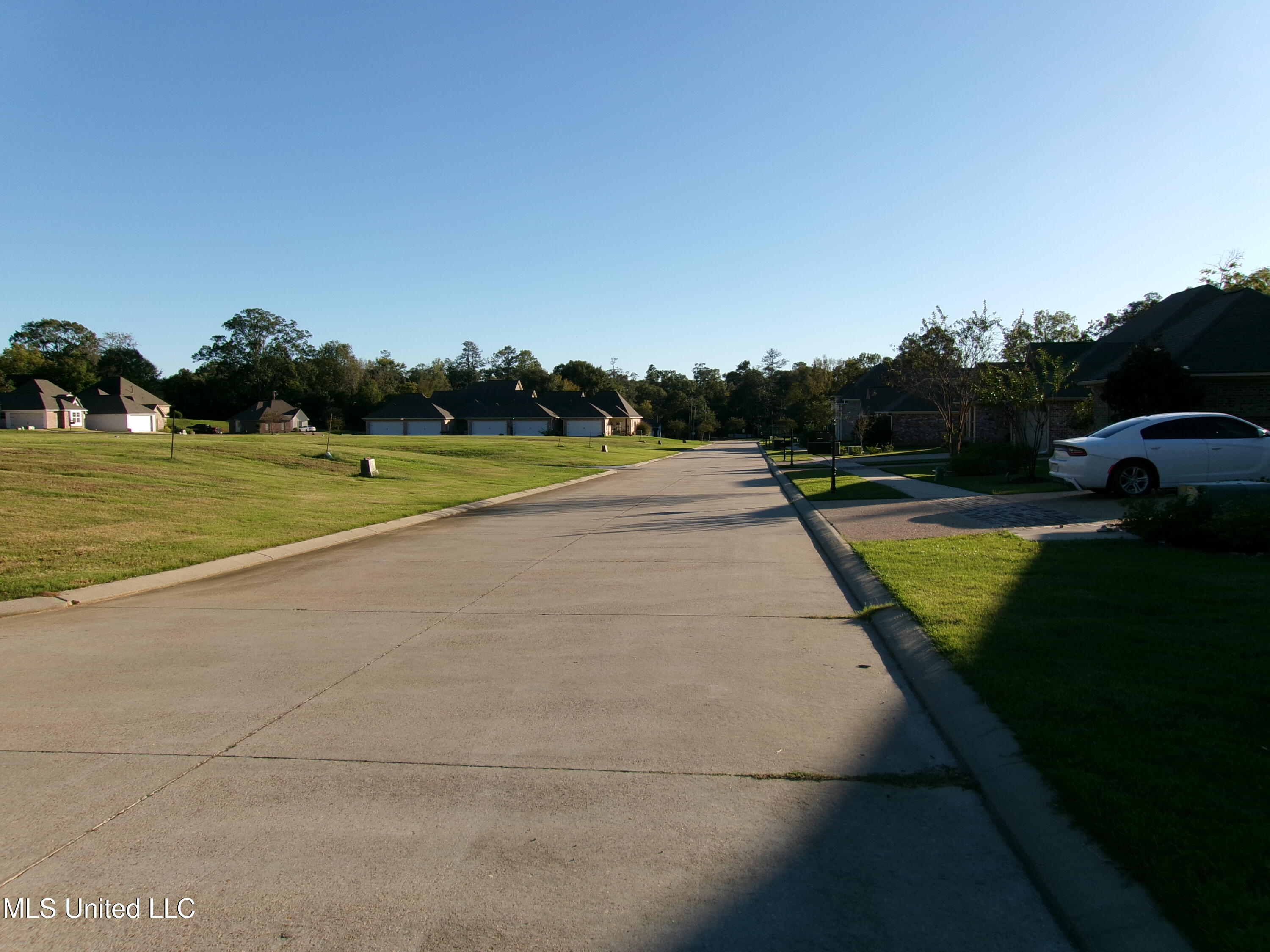 Lot 17 Ashburn Woods Avenue, Natchez, Mississippi image 3