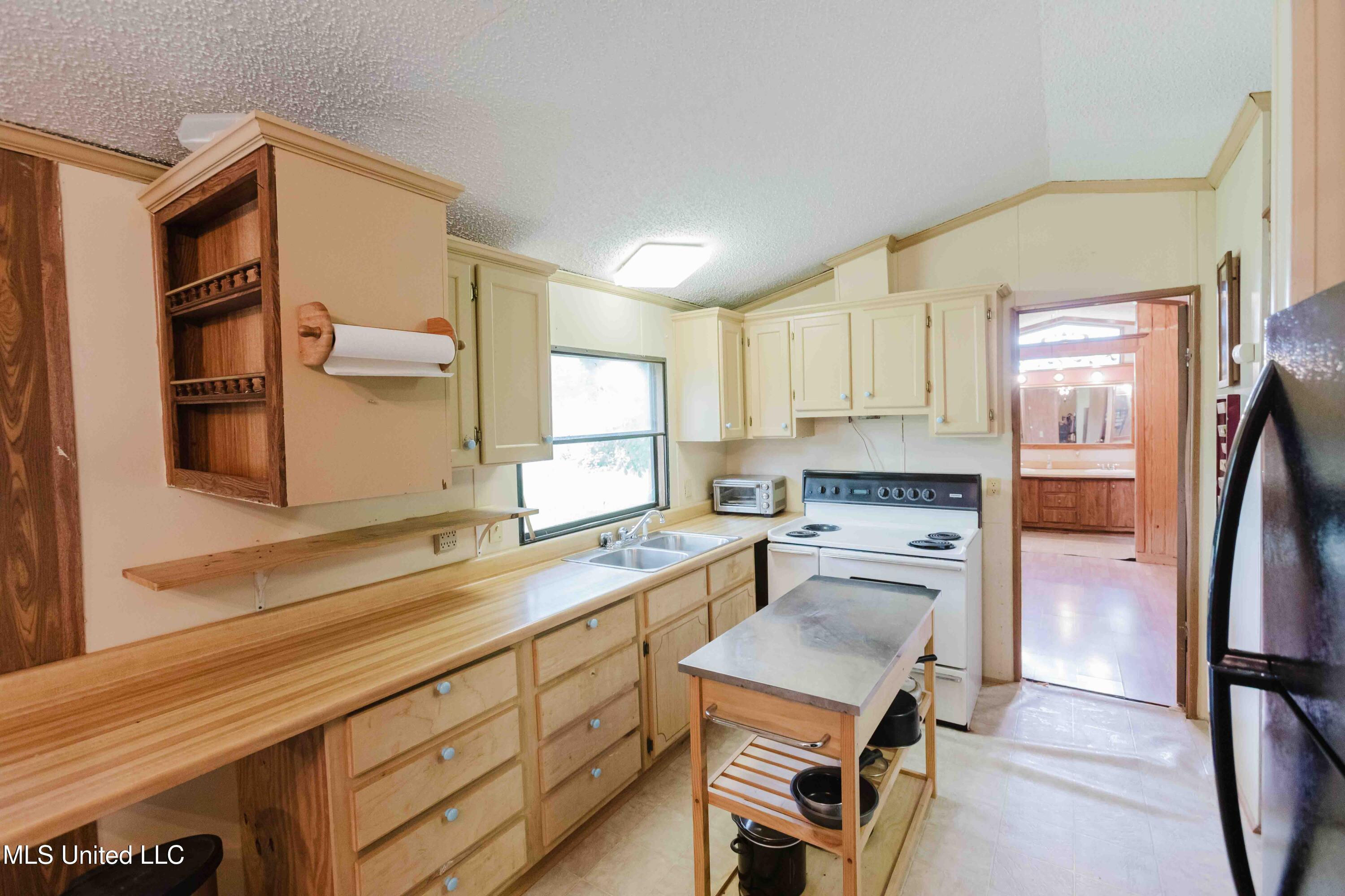 5970 Edwards Drive, Oakland, Mississippi image 2