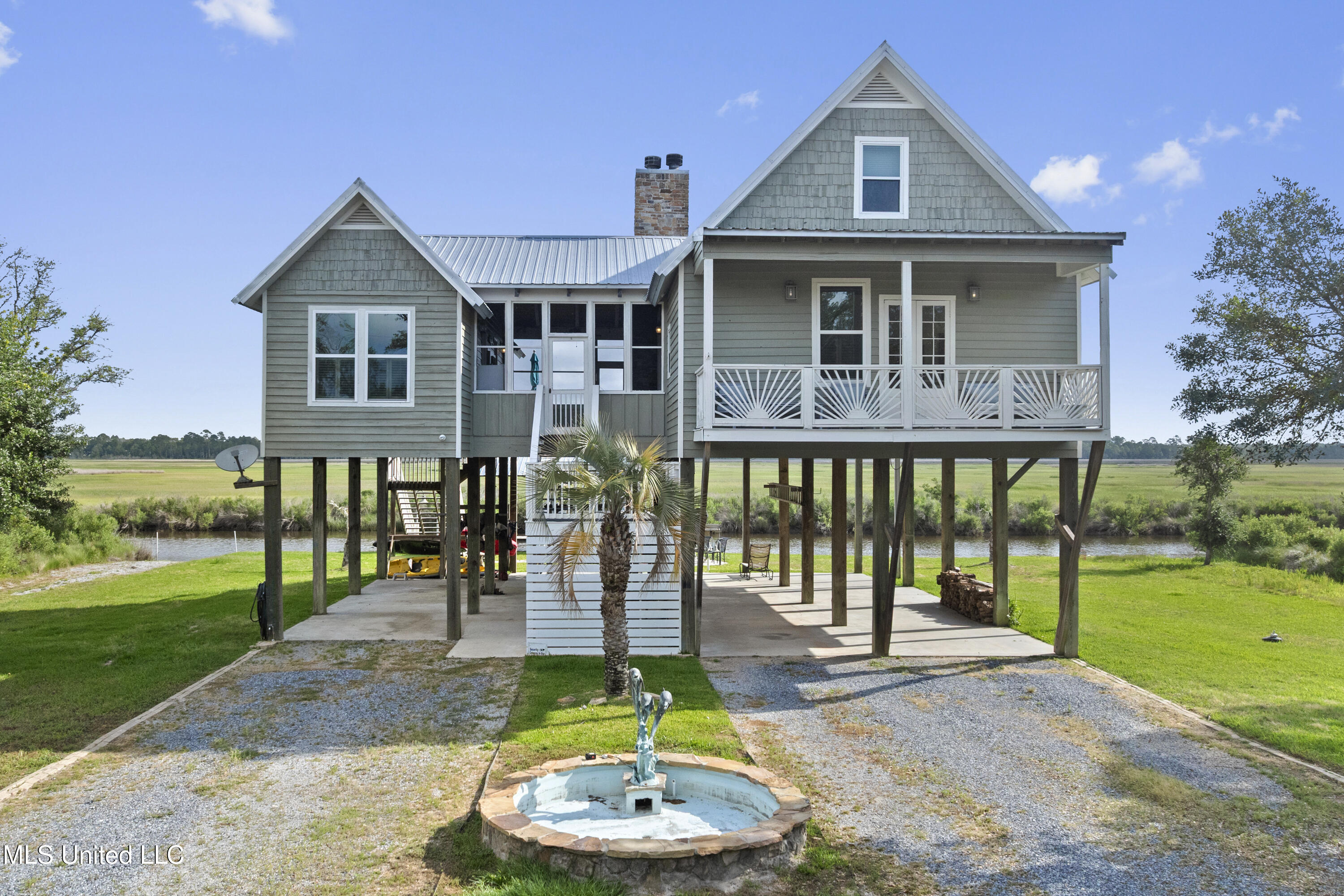 7700 Belle Fontaine Drive, Ocean Springs, Mississippi image 1