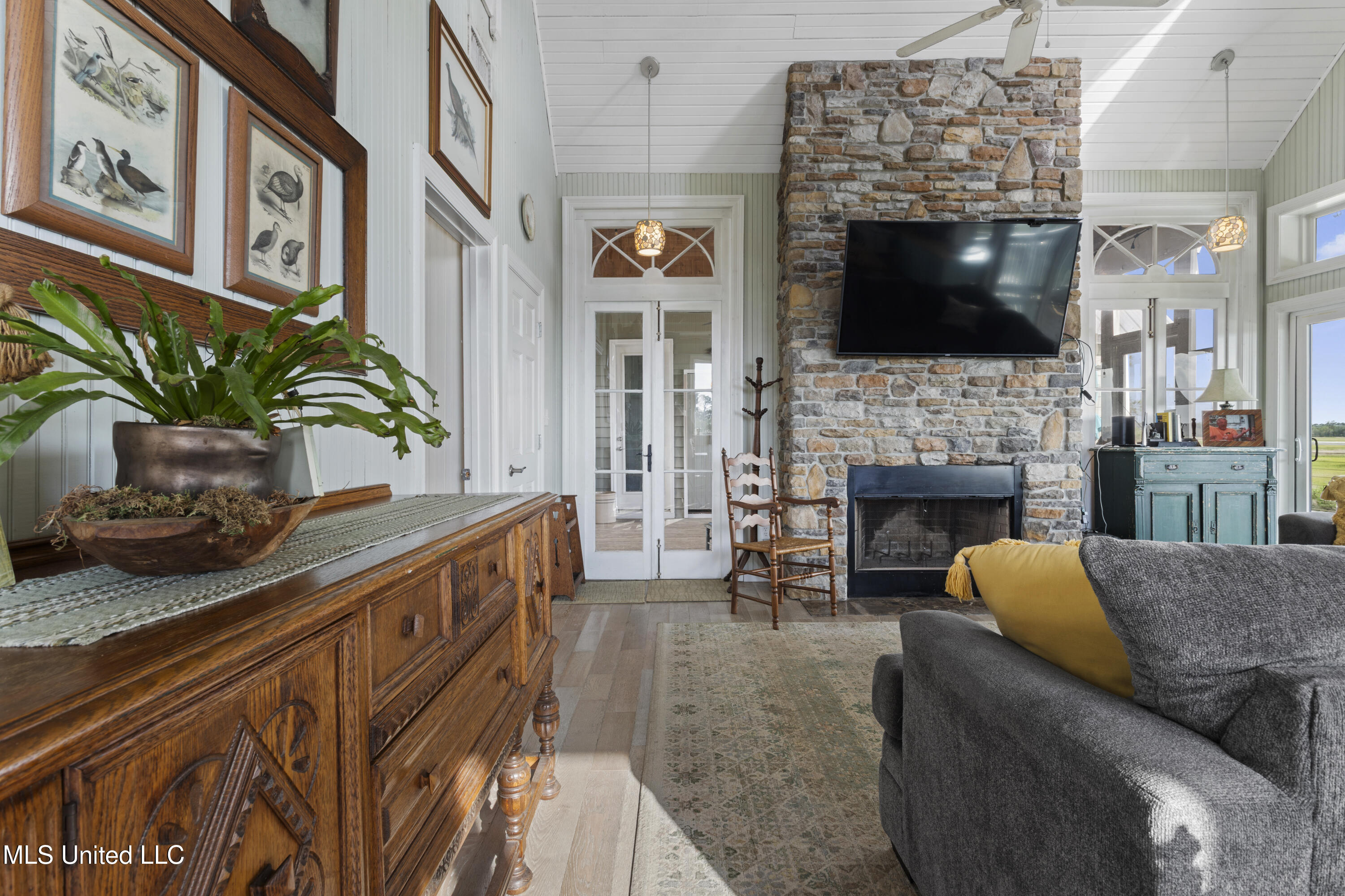 7700 Belle Fontaine Drive, Ocean Springs, Mississippi image 8