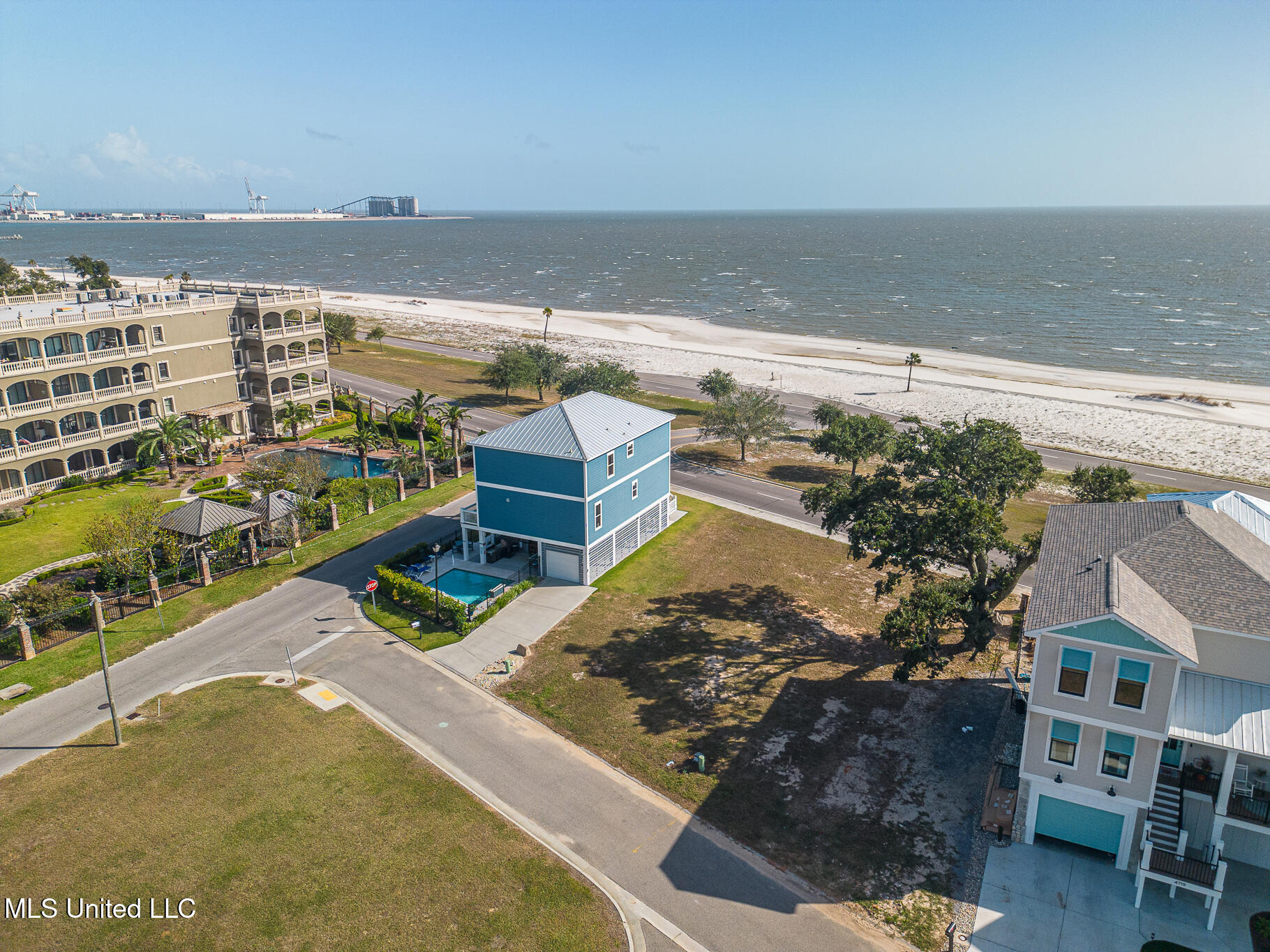 4713 W Beach Boulevard, Gulfport, Mississippi image 3