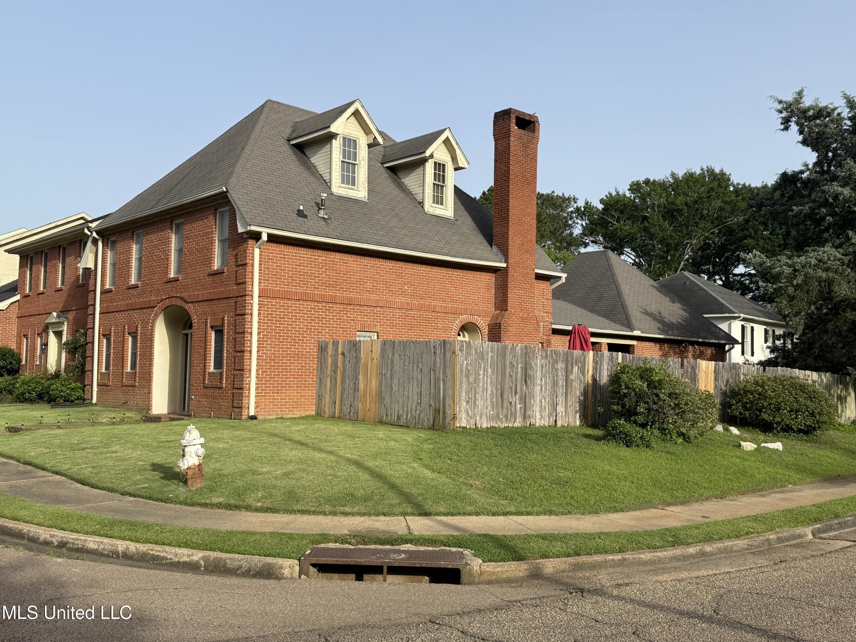 1 Village Green Circle, Jackson, Mississippi image 31