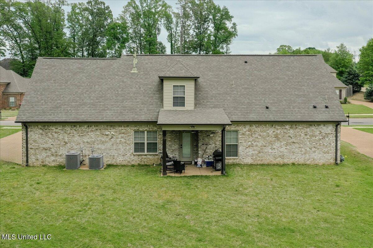 1537 Winningham Drive, Hernando, Mississippi image 4