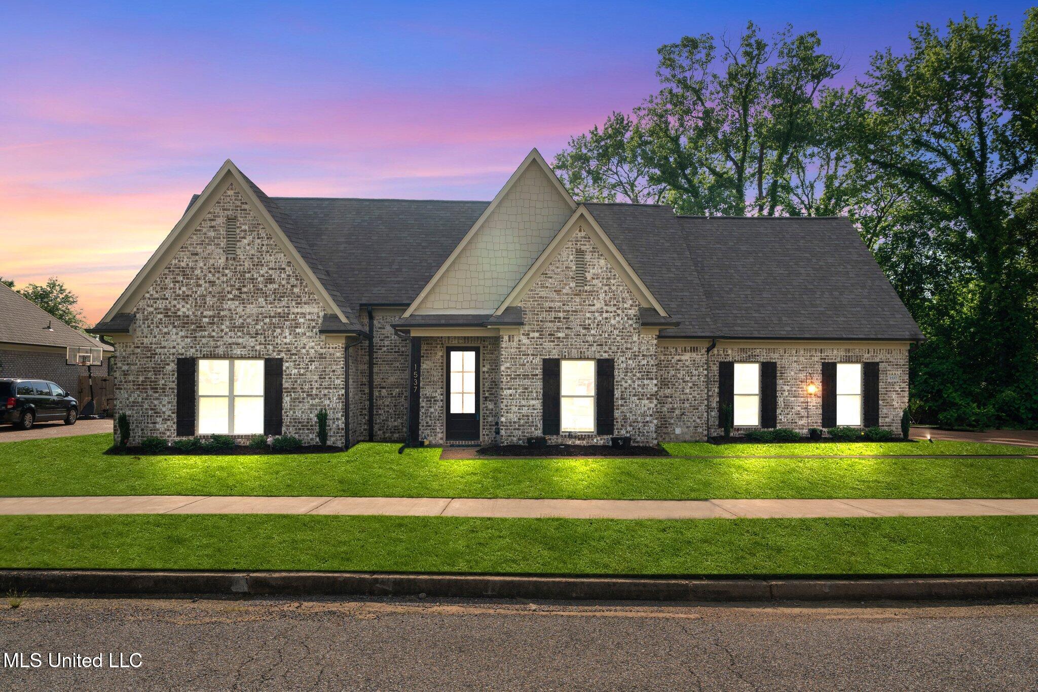 1537 Winningham Drive, Hernando, Mississippi image 1
