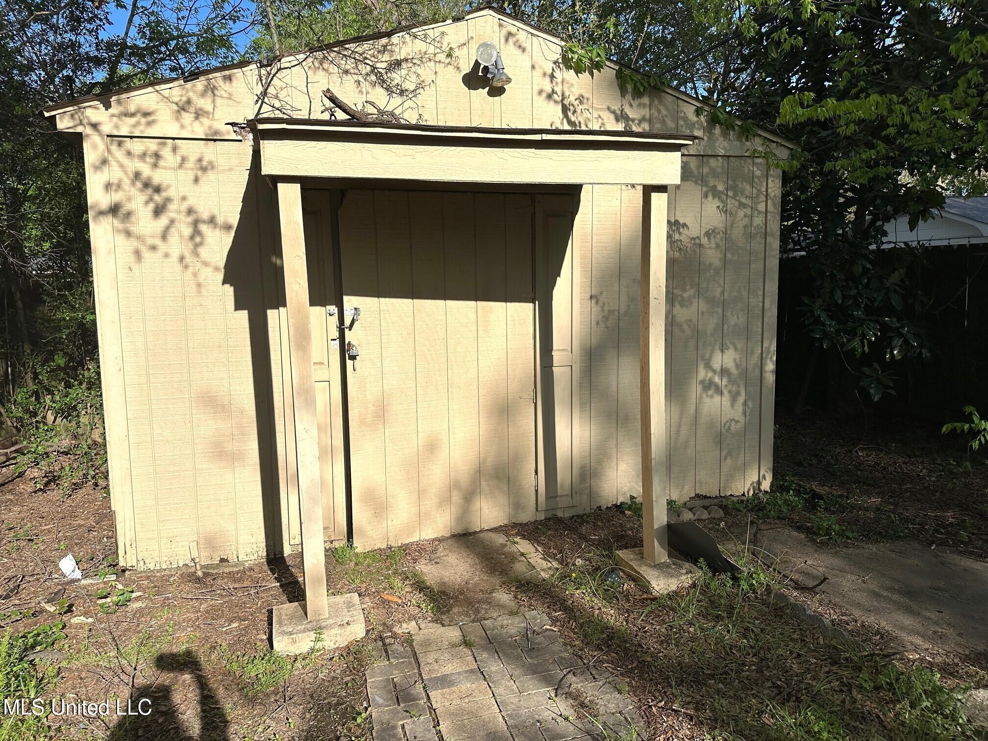 1409 Brierwood Street, Cleveland, Mississippi image 14