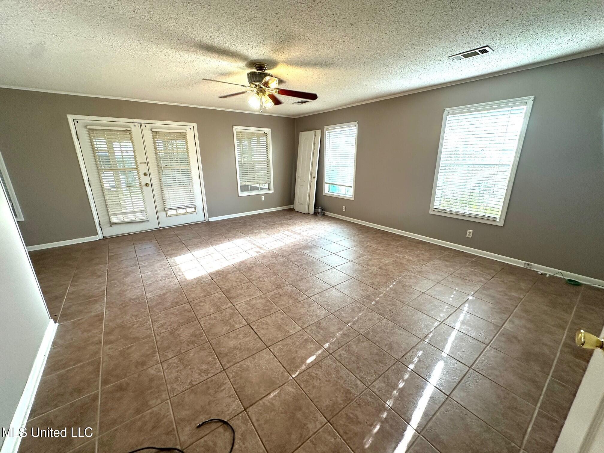 1409 Brierwood Street, Cleveland, Mississippi image 4