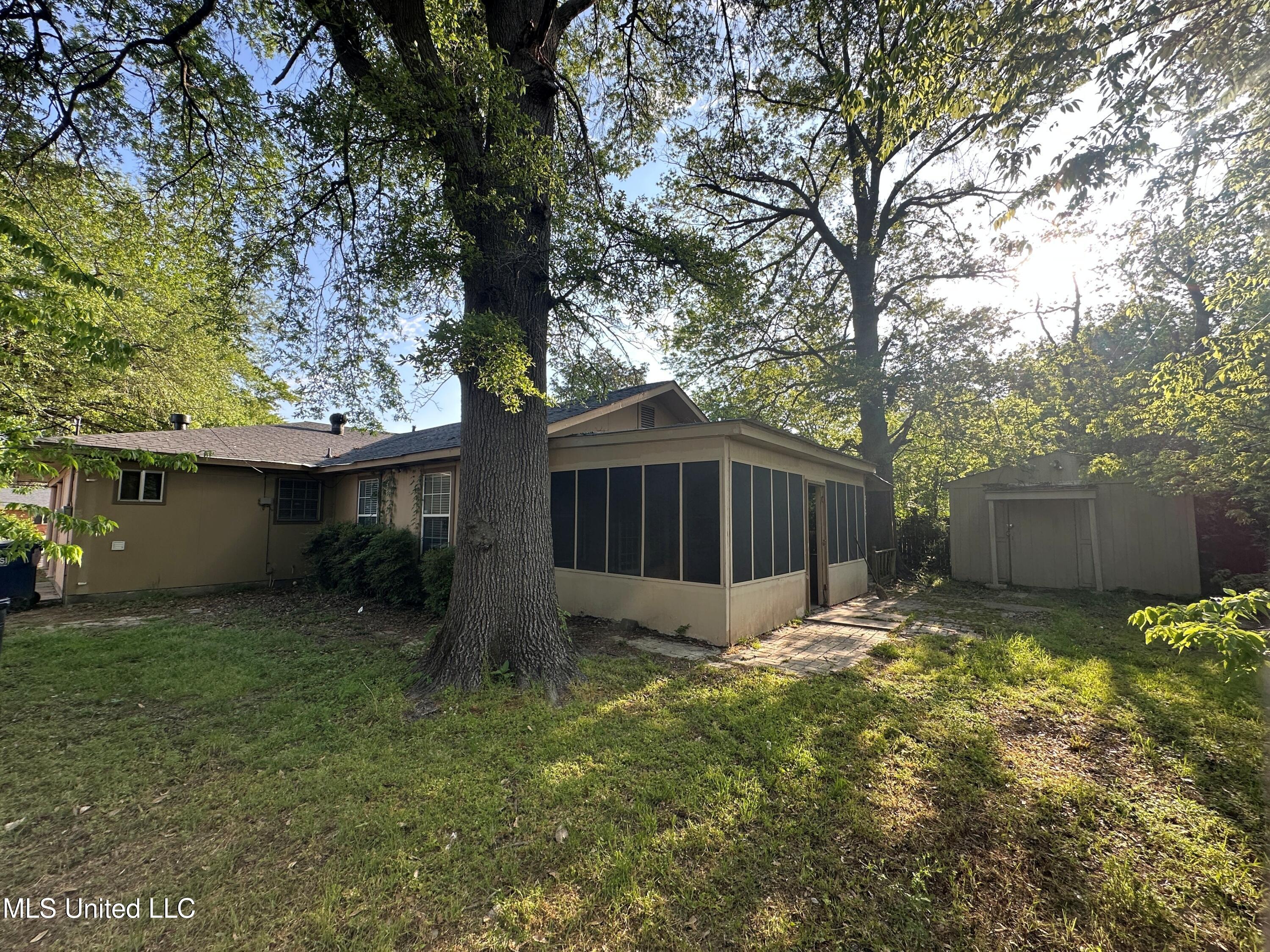 1409 Brierwood Street, Cleveland, Mississippi image 13