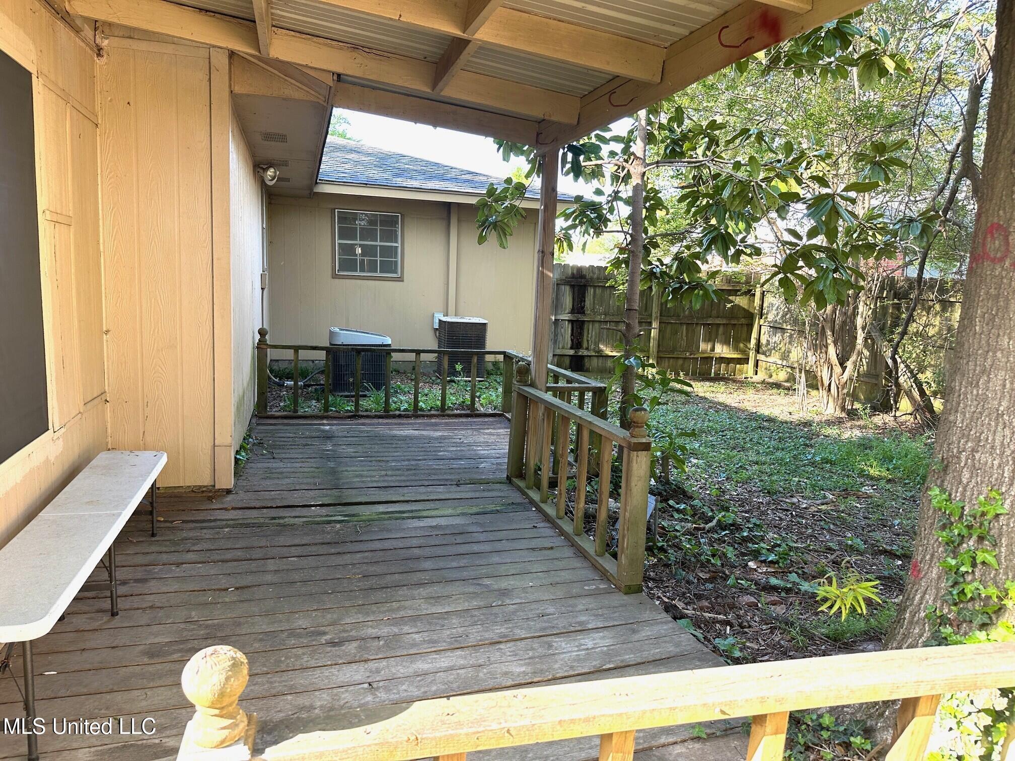 1409 Brierwood Street, Cleveland, Mississippi image 12