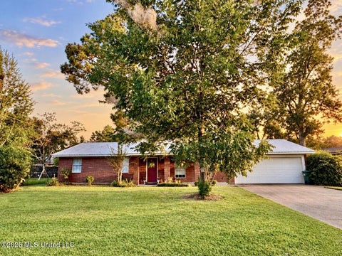 Homes For Sale - 110 Mcgregor Way<br/> Natchez, MS 39120