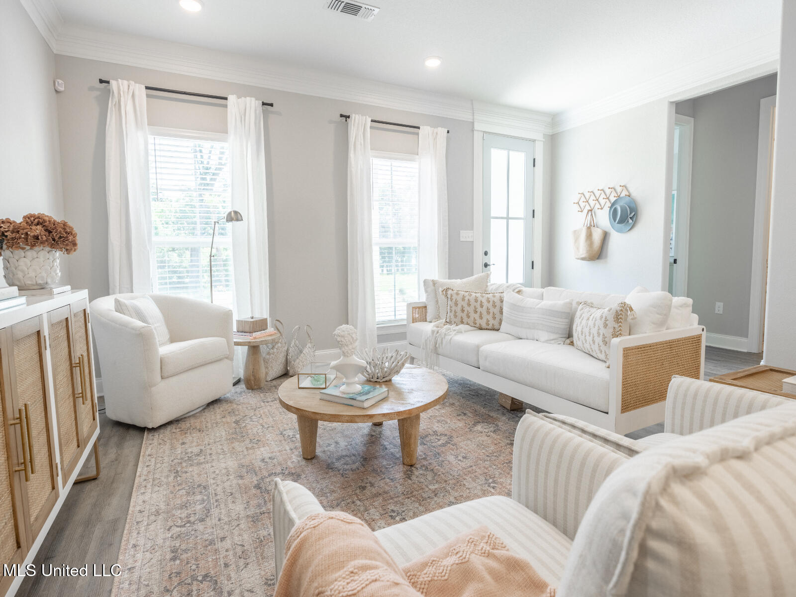 123 Everly Circle