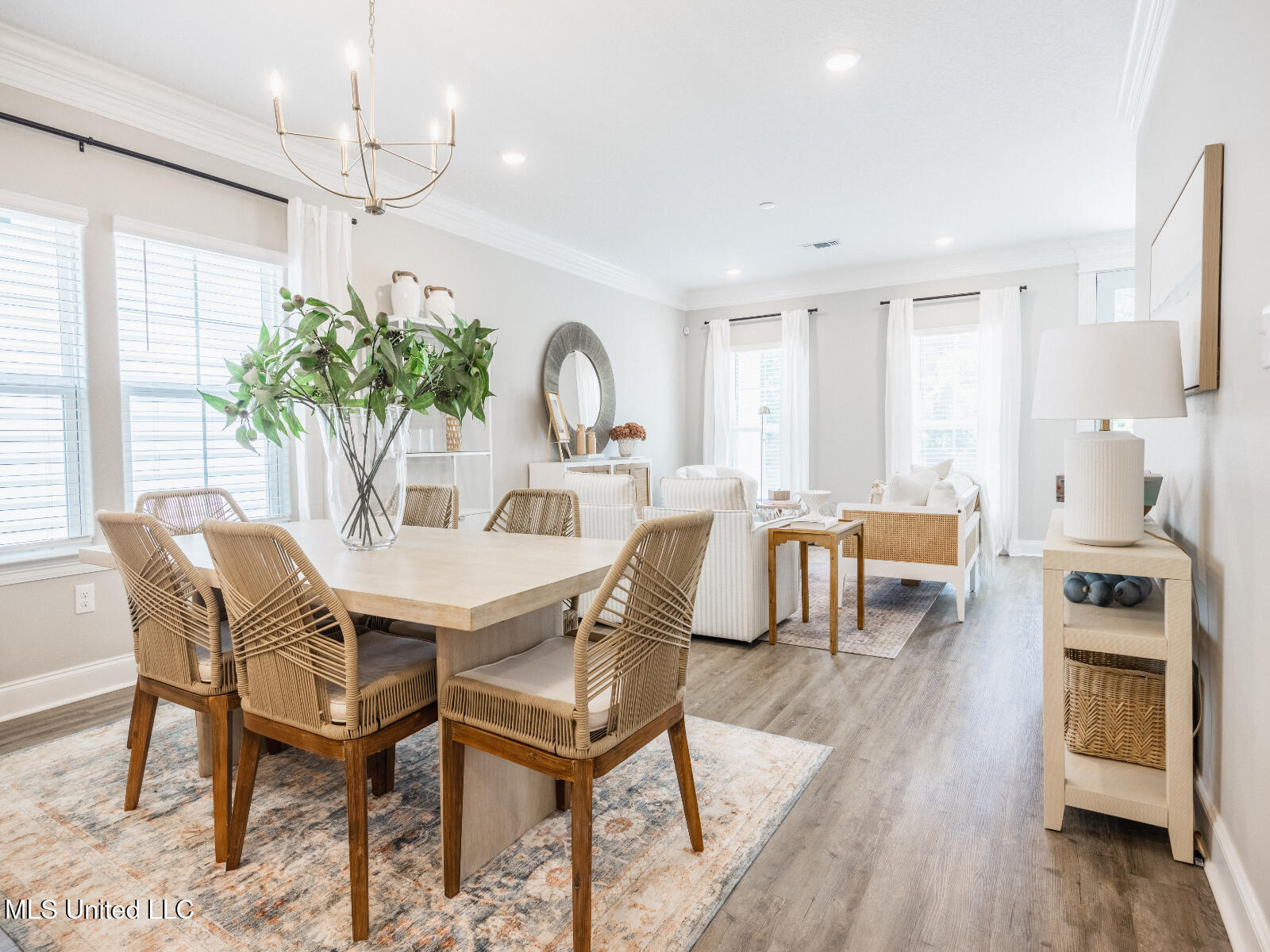 123 Everly Circle