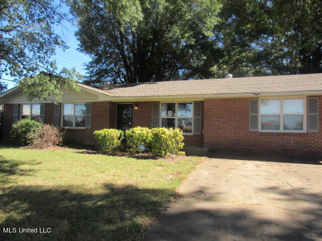 123 Lively Street, Senatobia, Mississippi image 1