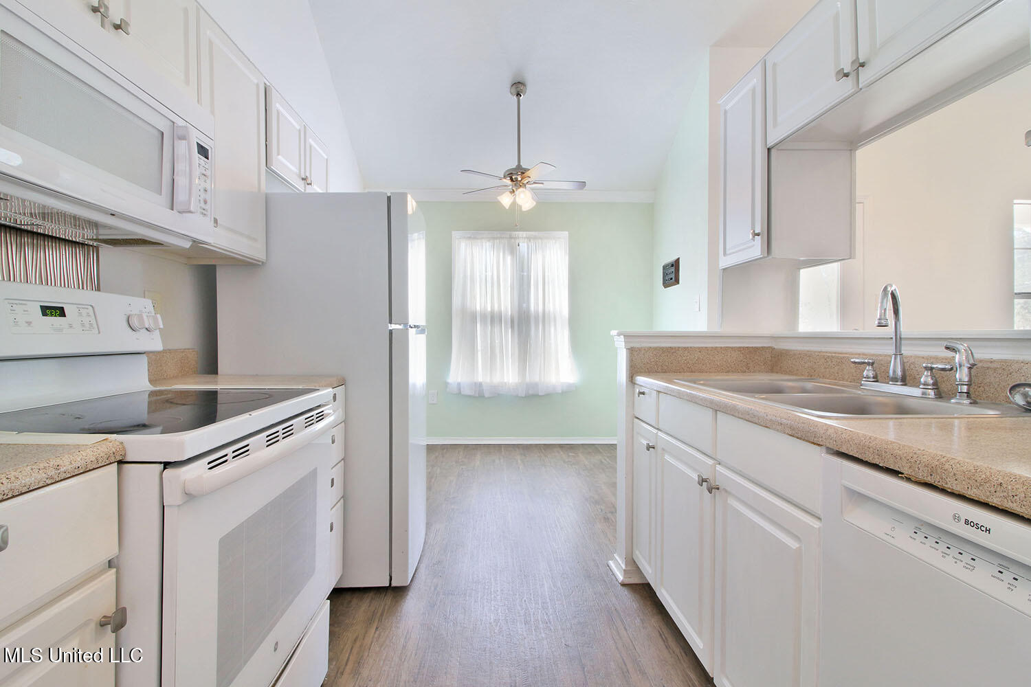 2396 Trafalgar Drive, Biloxi, Mississippi image 11
