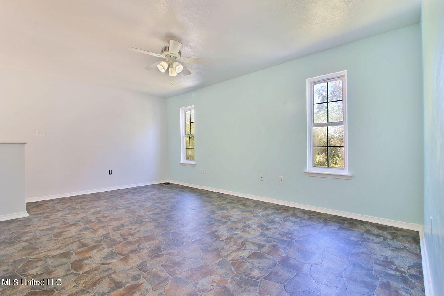 2396 Trafalgar Drive, Biloxi, Mississippi image 23