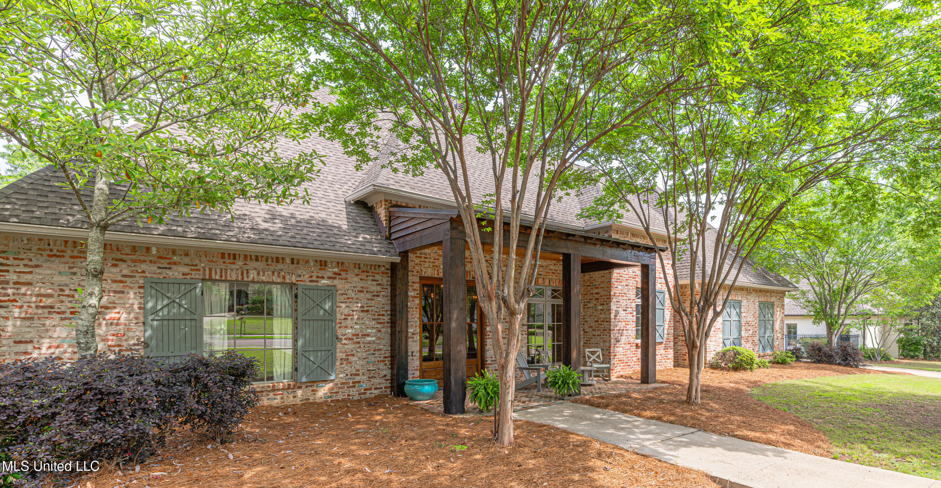104 Ivy Brook Drive, Madison, Mississippi image 9