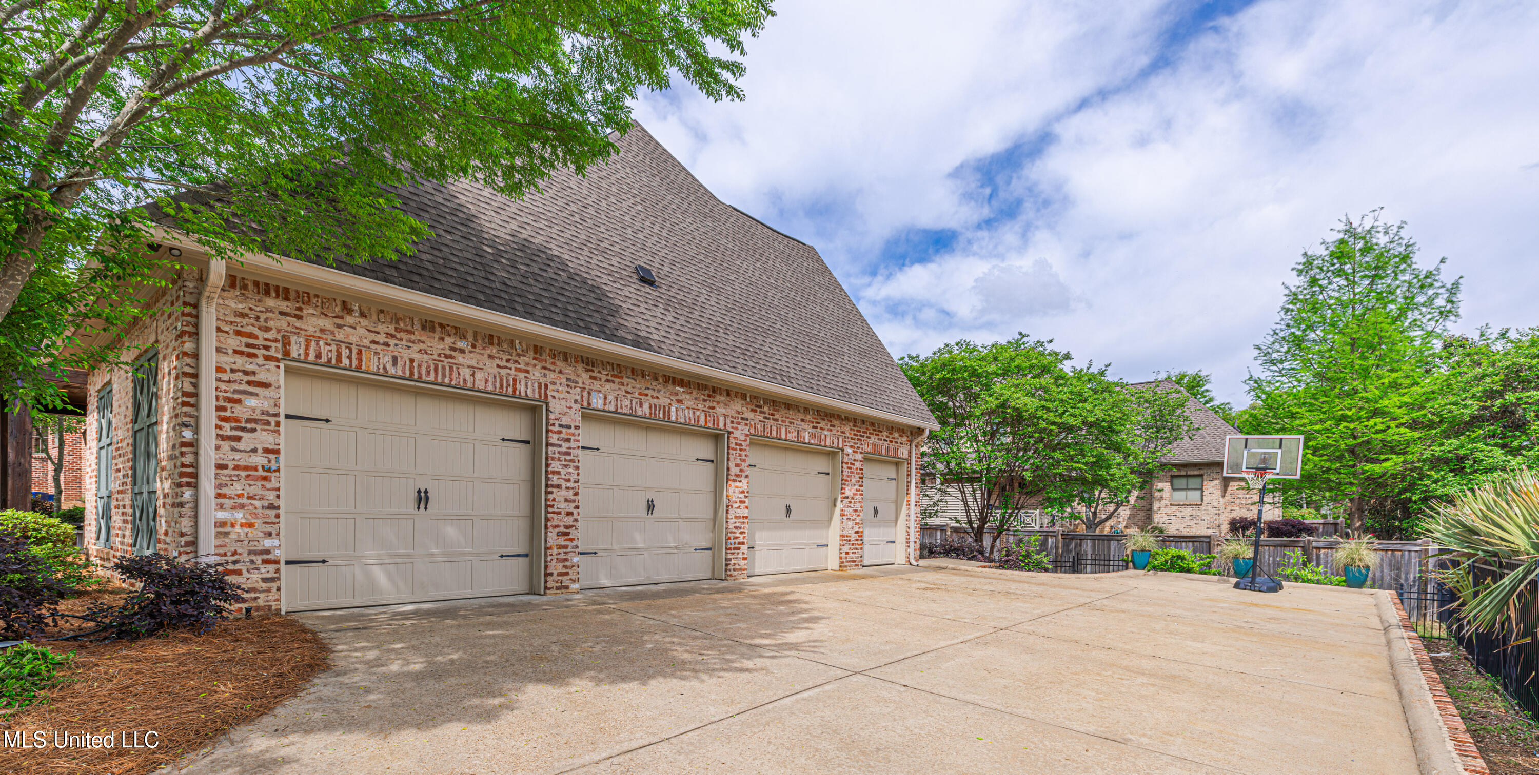 104 Ivy Brook Drive, Madison, Mississippi image 7