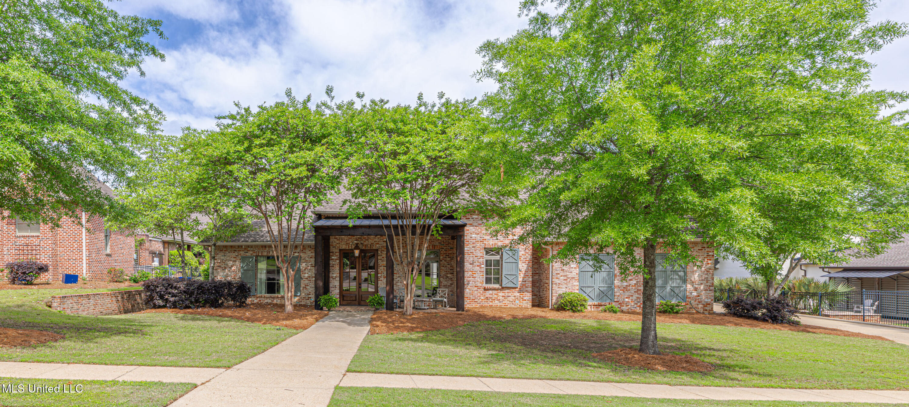 104 Ivy Brook Drive, Madison, Mississippi image 4