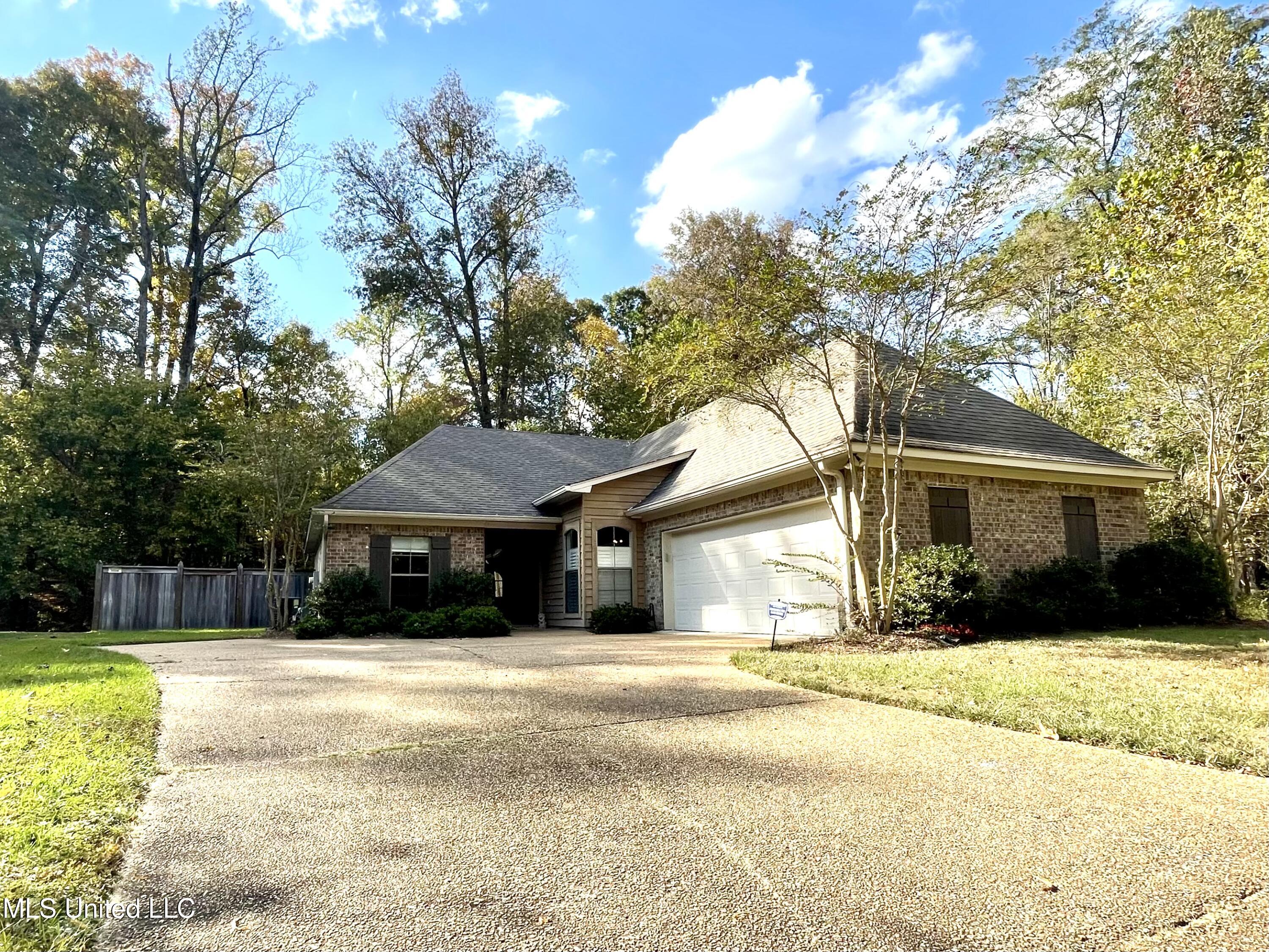 100 Rockbridge Crossing, Clinton, Mississippi image 2