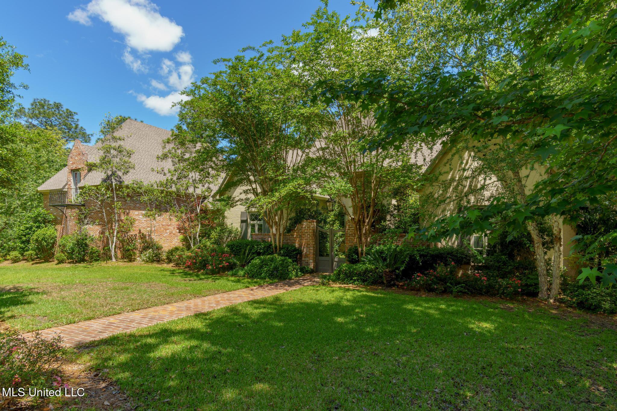 28 Millikens Bend, Hattiesburg, Mississippi image 5