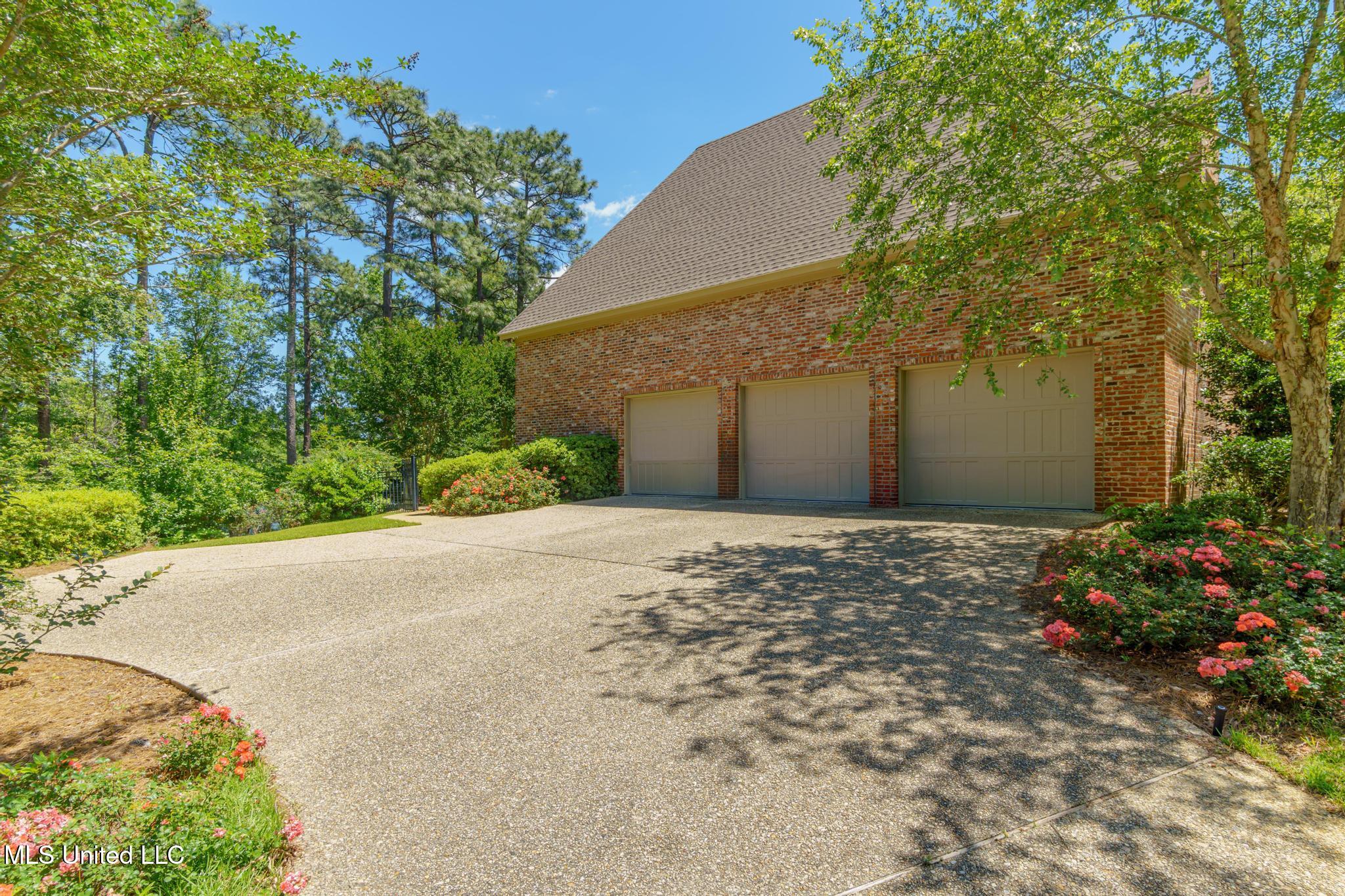 28 Millikens Bend, Hattiesburg, Mississippi image 8