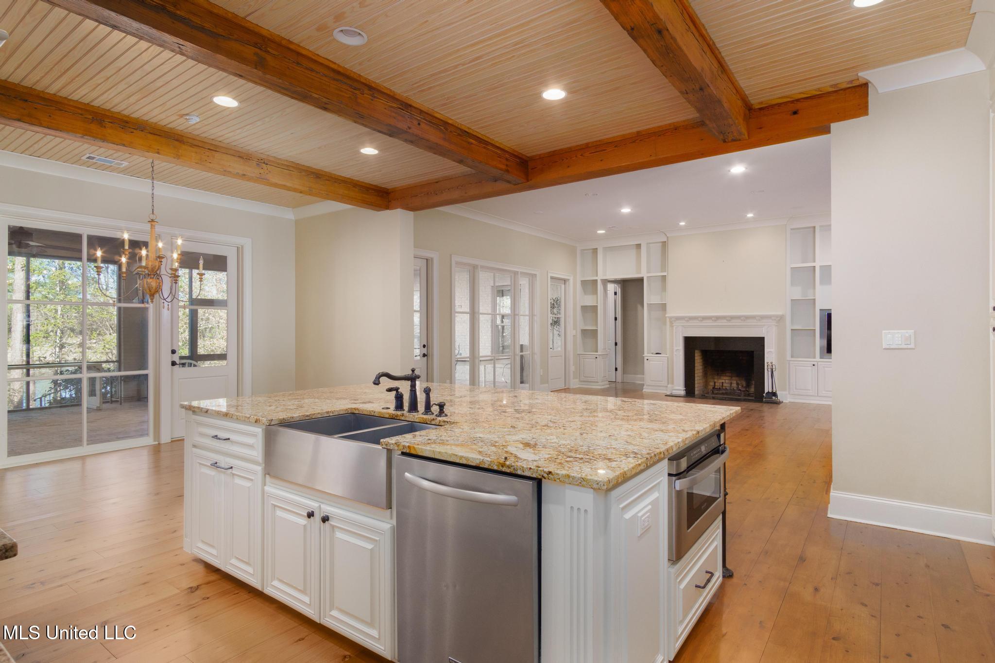 28 Millikens Bend, Hattiesburg, Mississippi image 13
