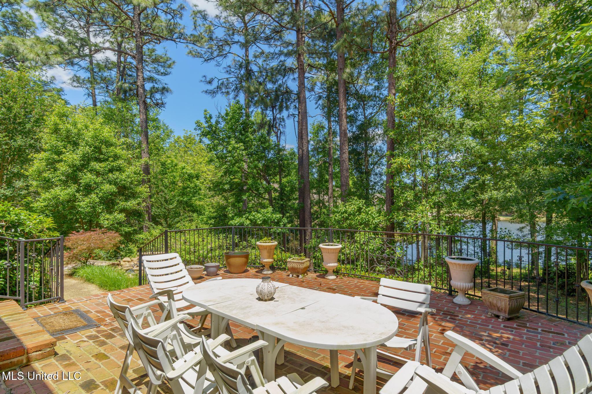28 Millikens Bend, Hattiesburg, Mississippi image 11