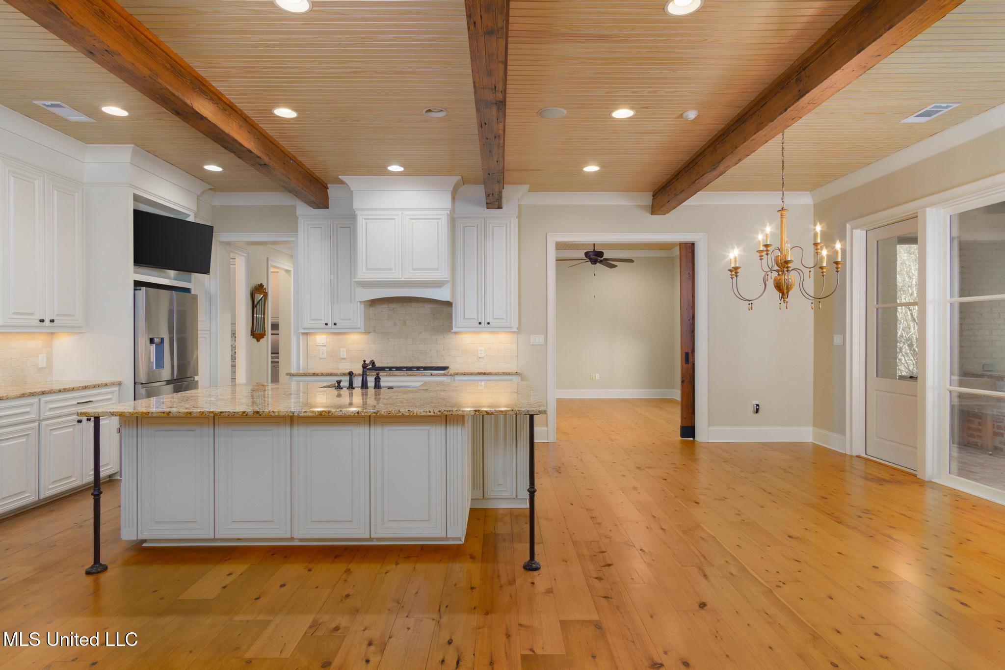 28 Millikens Bend, Hattiesburg, Mississippi image 9