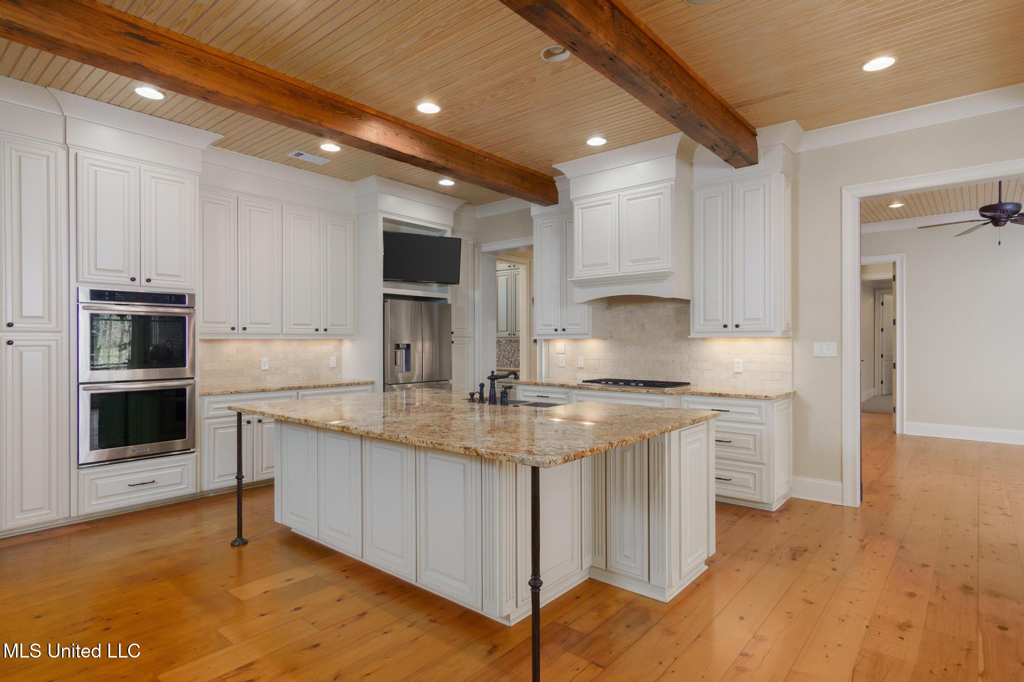 28 Millikens Bend, Hattiesburg, Mississippi image 10