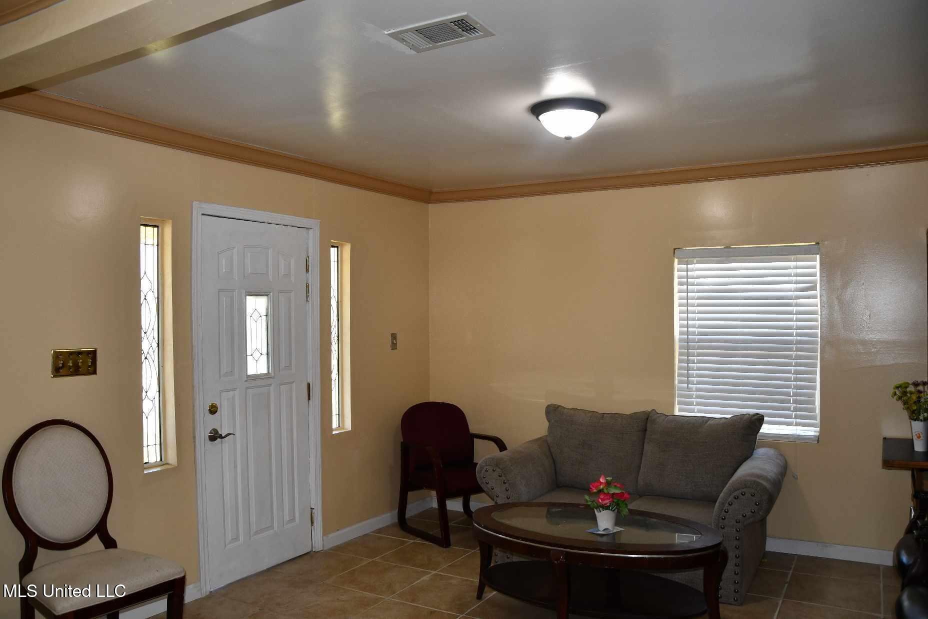 324 Crawford Street, Biloxi, Mississippi image 6