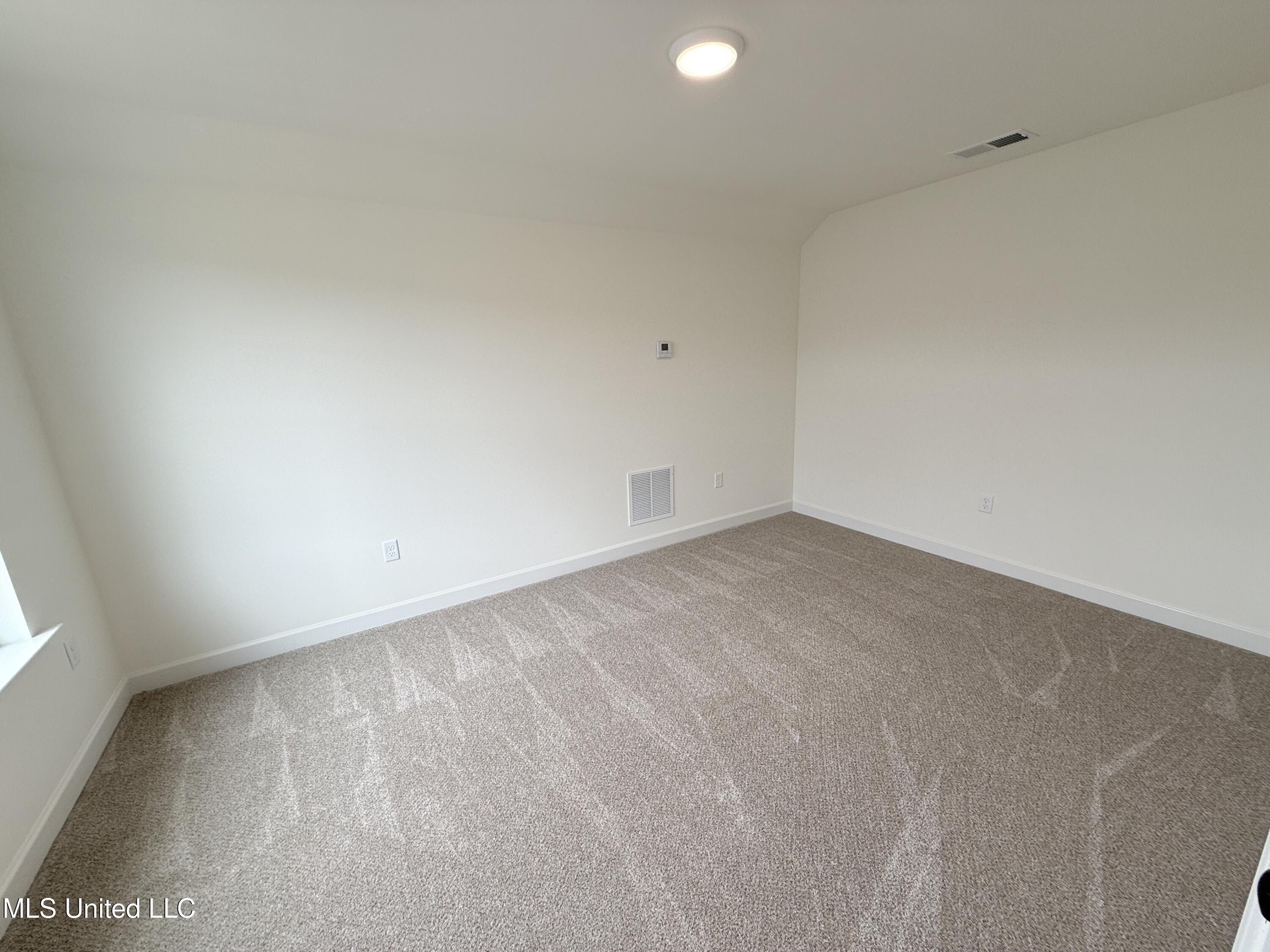 6360 Acorn Way, Walls, Mississippi image 25