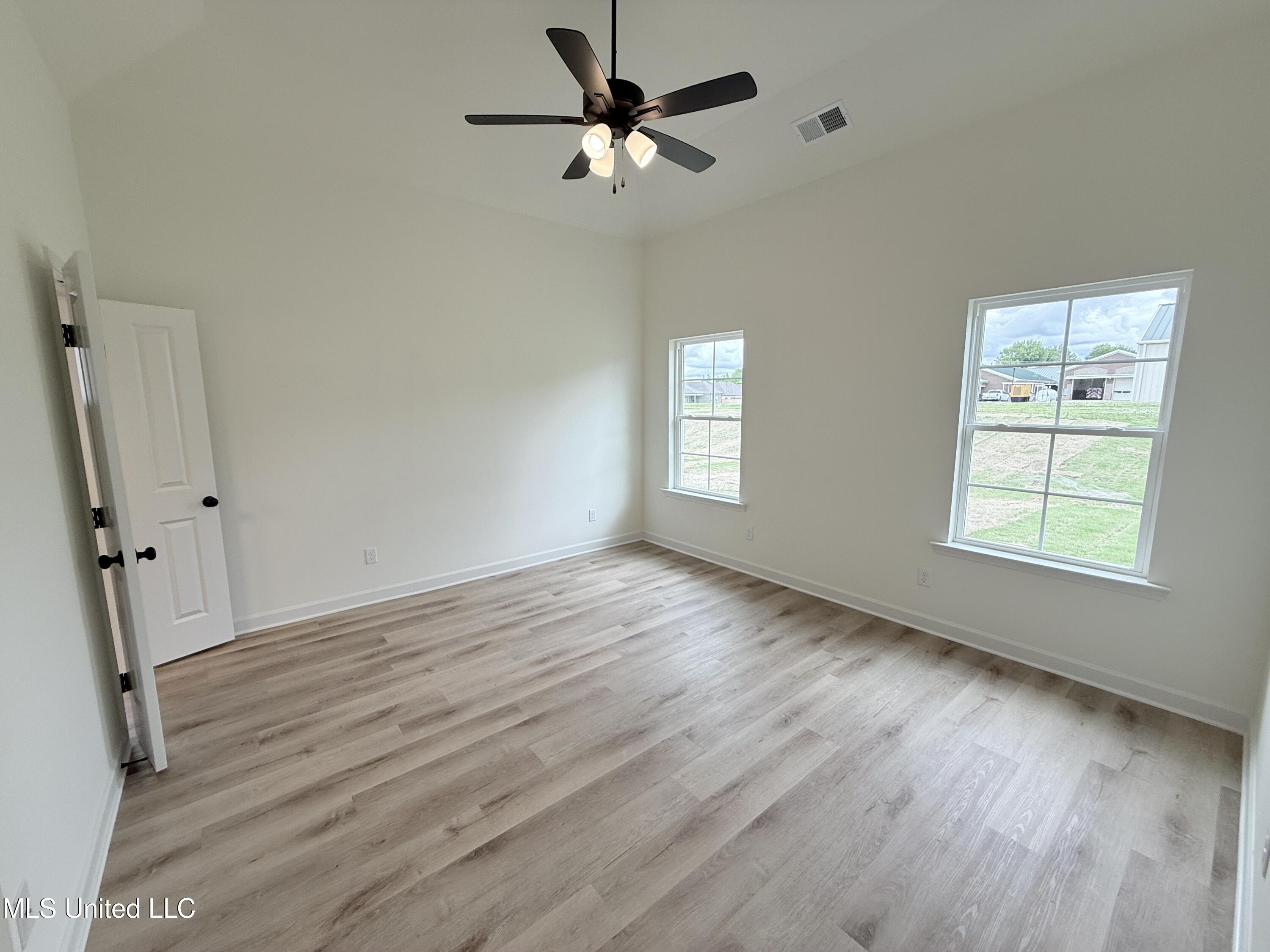 6360 Acorn Way, Walls, Mississippi image 13