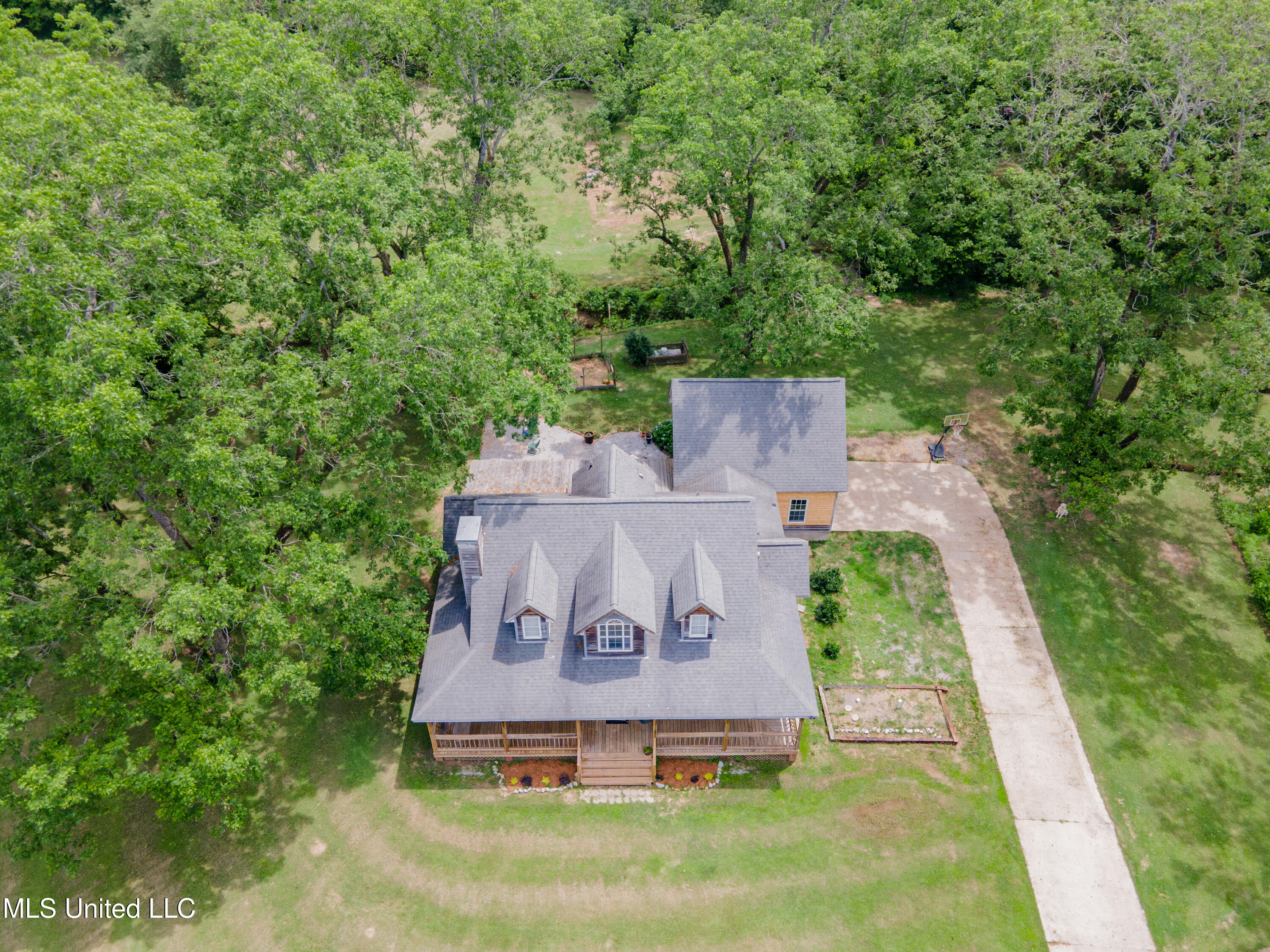 1269 Pecan Orchard Drive, Bolton, Mississippi image 13