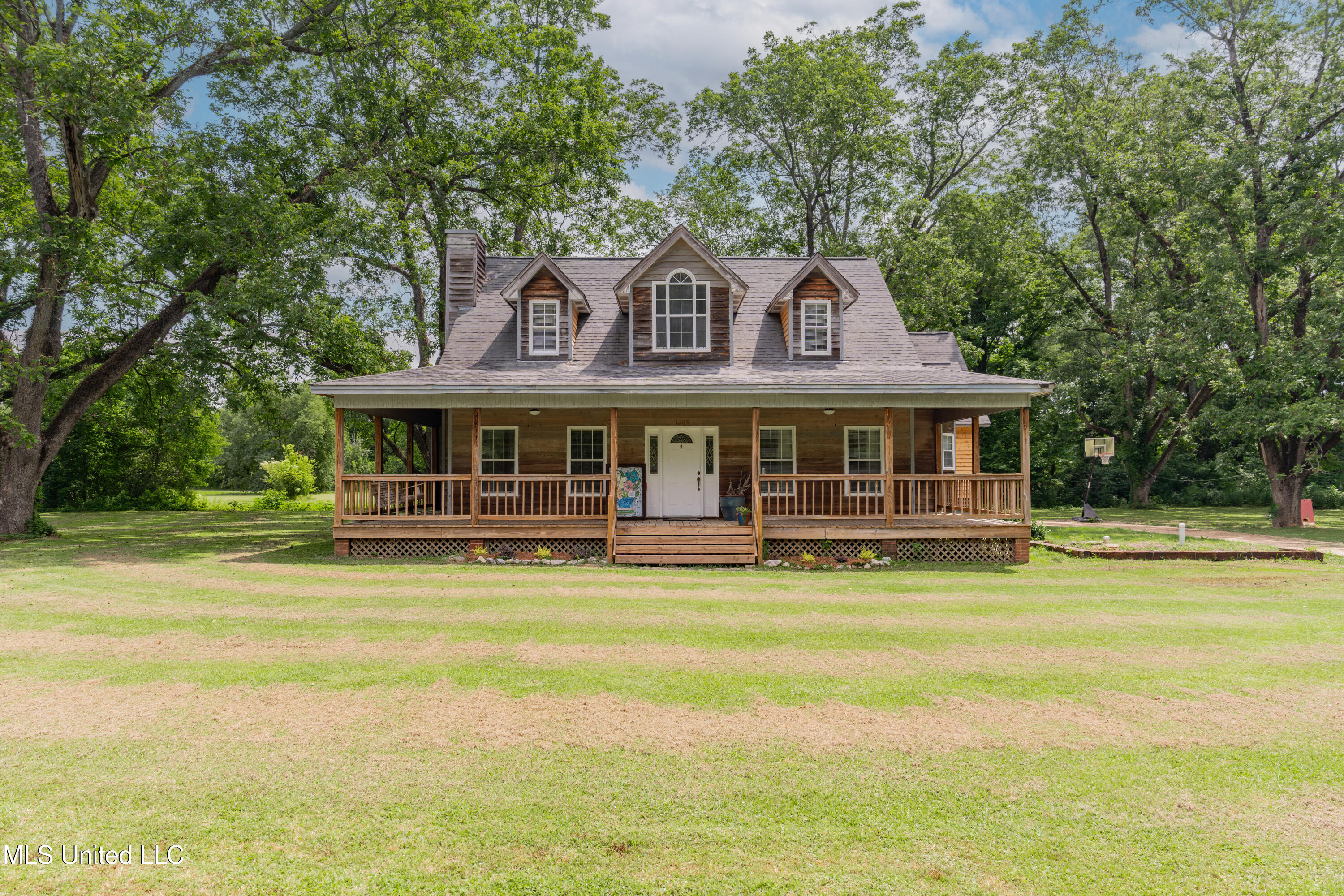 1269 Pecan Orchard Drive, Bolton, Mississippi image 2