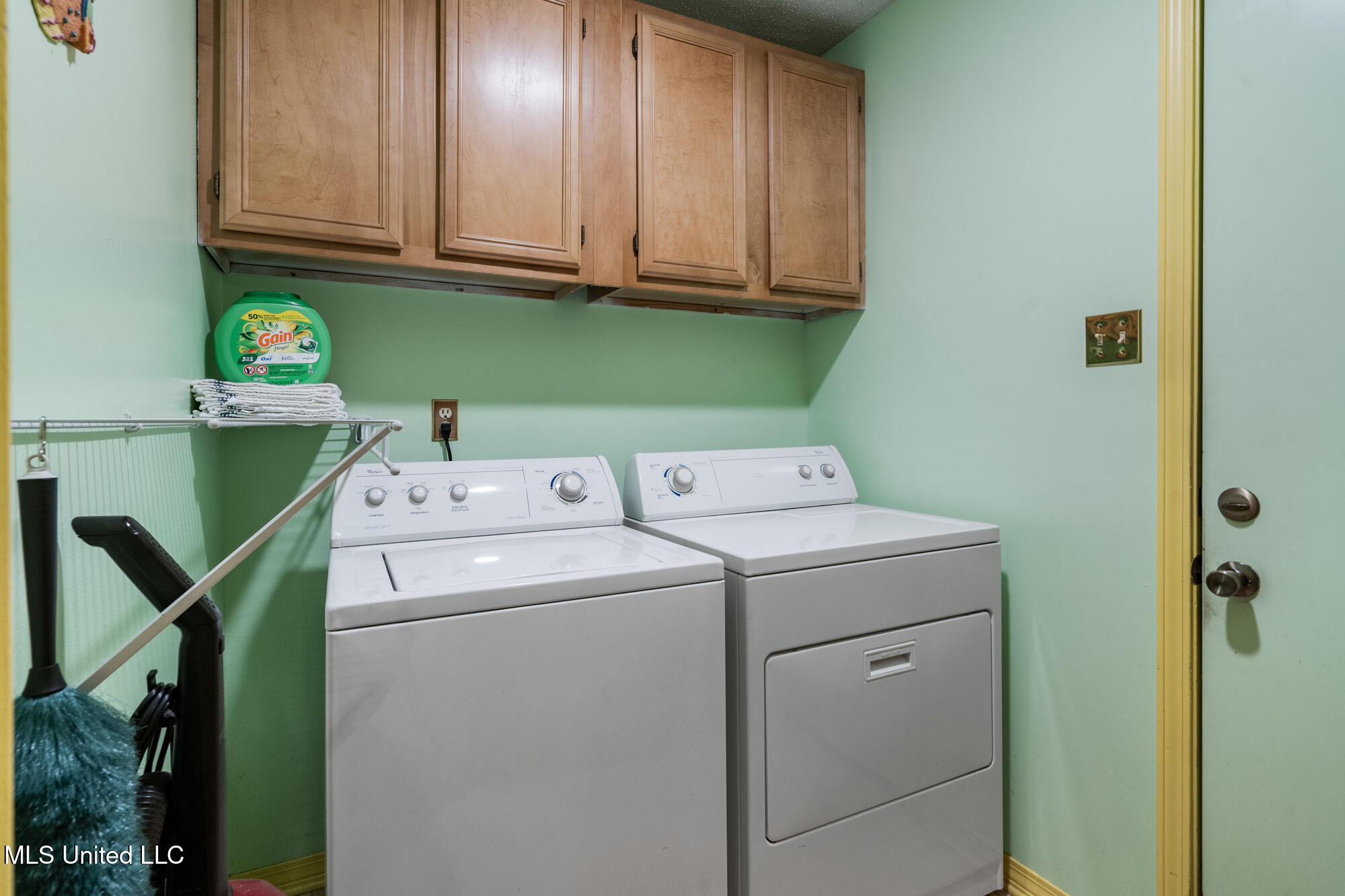 2804 Oakridge Circle, Gulfport, Mississippi image 13