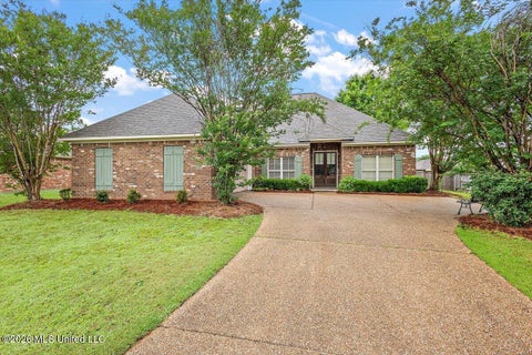 Homes For Sale - 202 Calhoun Drive<br/> Madison, MS 39110