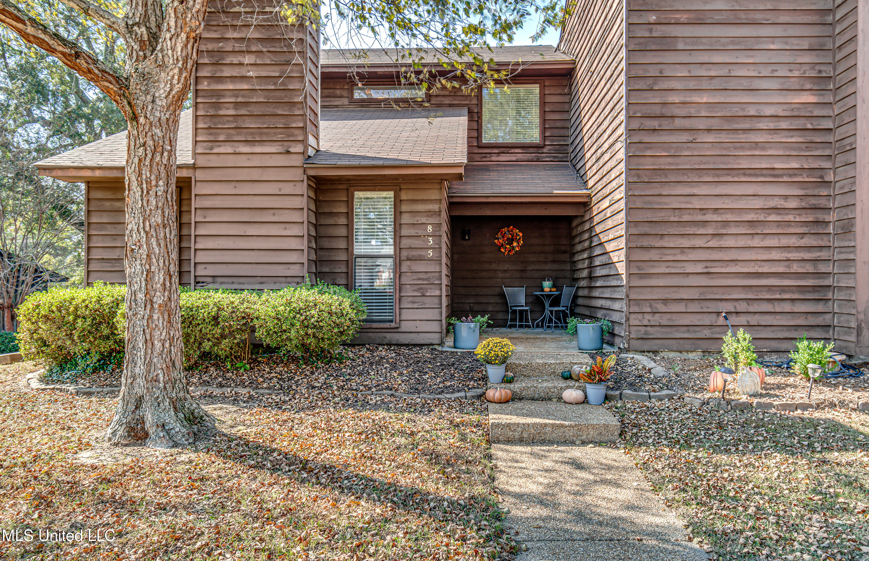 835 Planters Point, Canton, Mississippi image 1