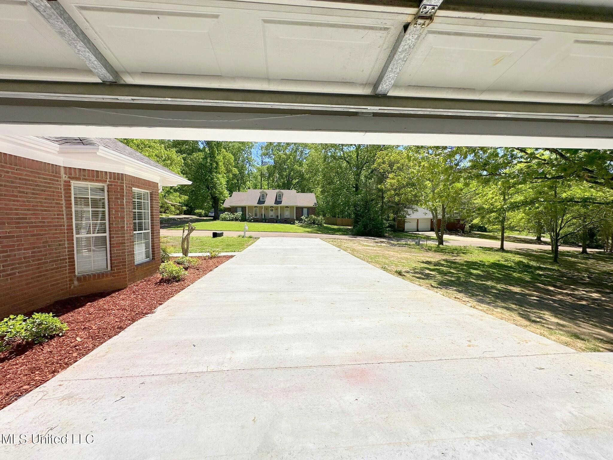 207 Aspen Court, Ridgeland, Mississippi image 35